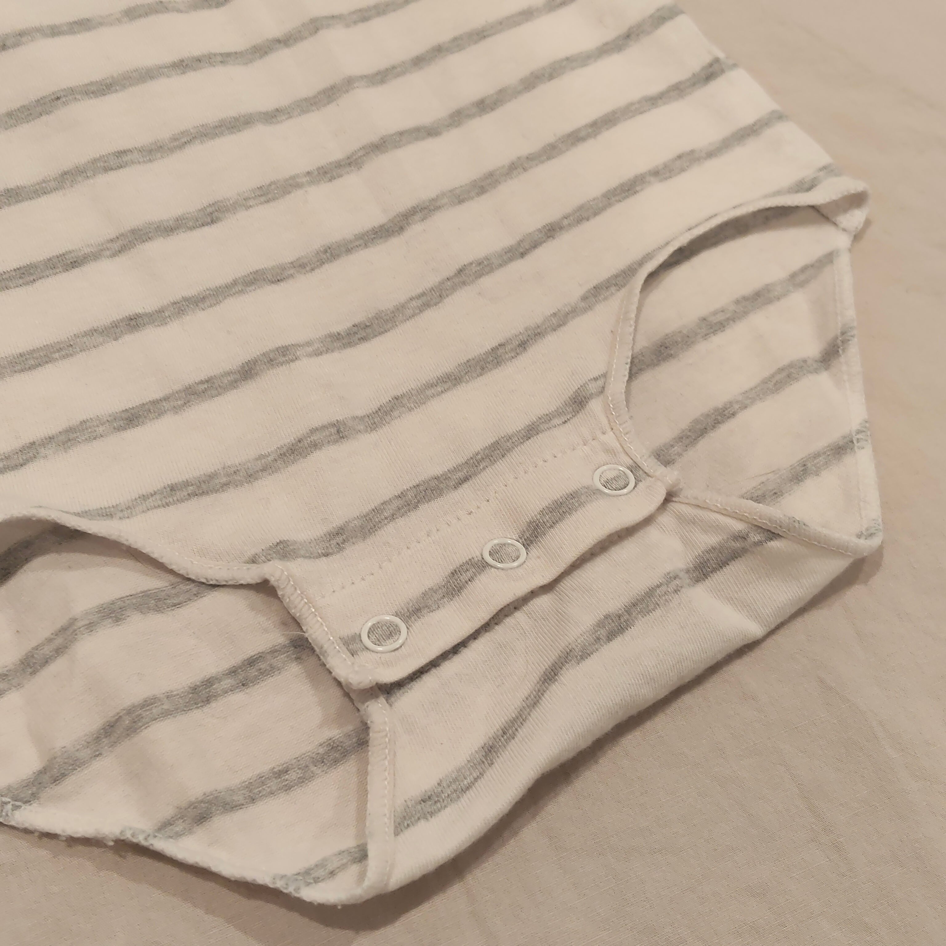 BONDS Wonderbodies Singlet Suit size 6-12M baby stripes grey