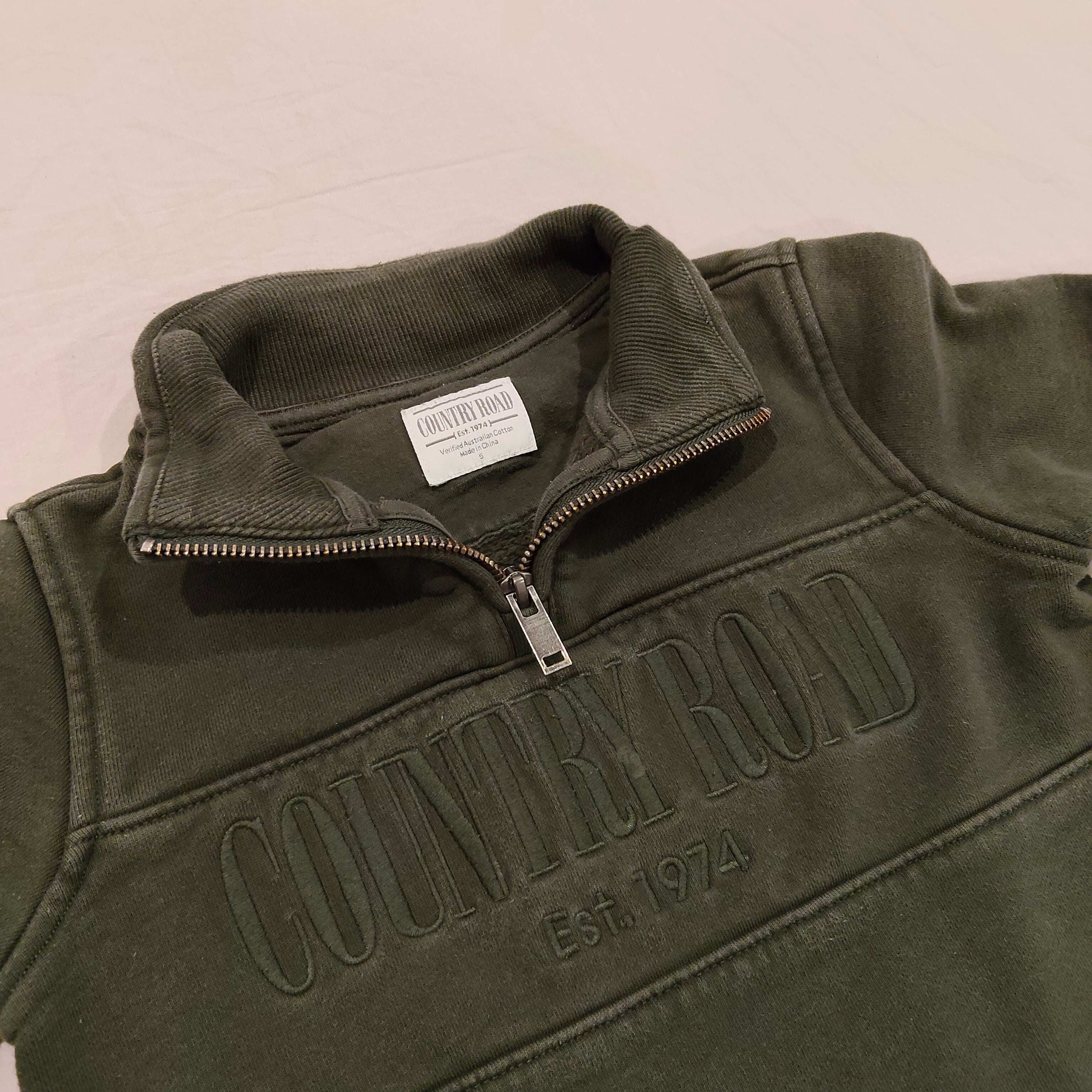 COUNTRY ROAD Heritage Half Zip Sweat size 5 Khaki Green
