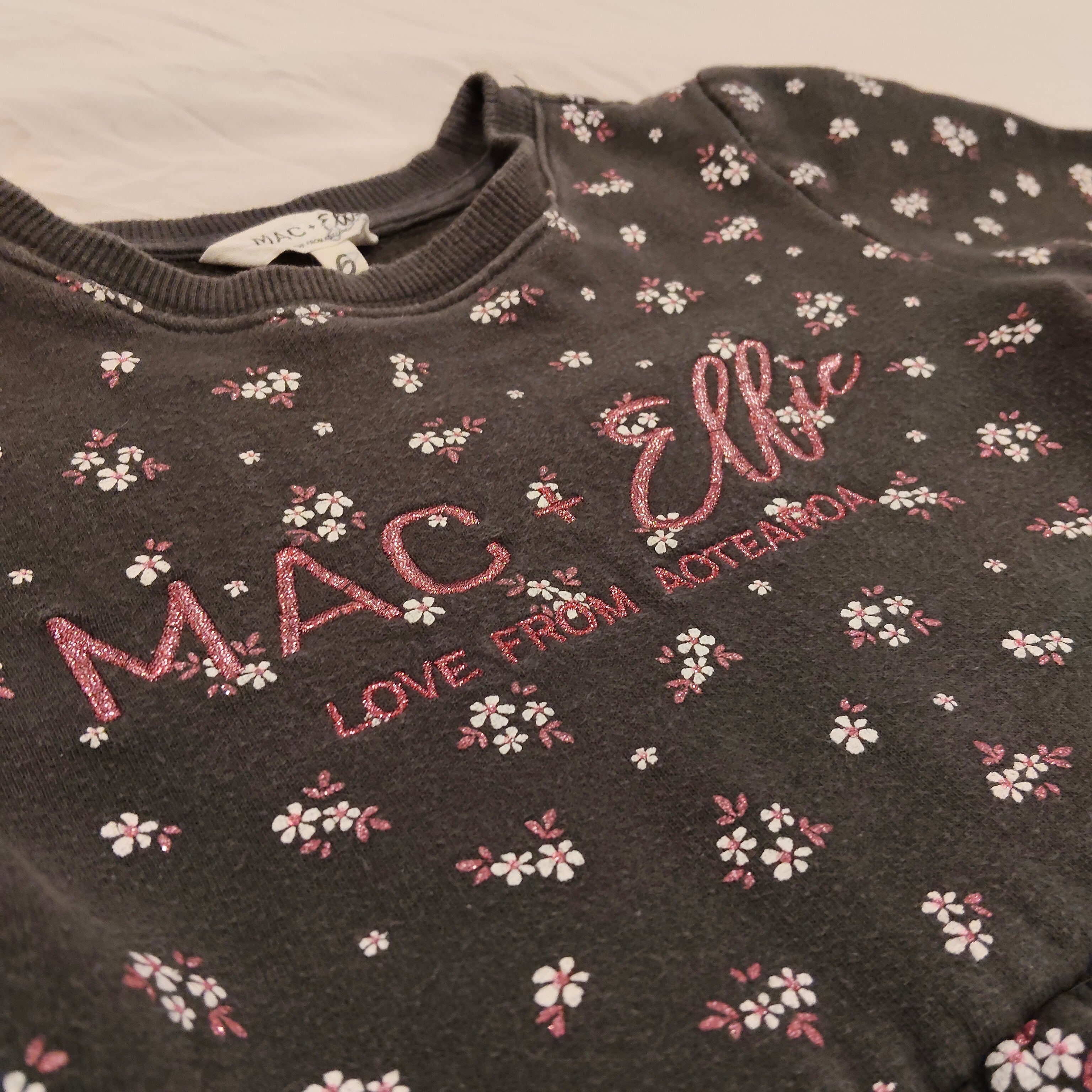 MAC + ELLIE Dress size 6 Girls pink embroidered Logo