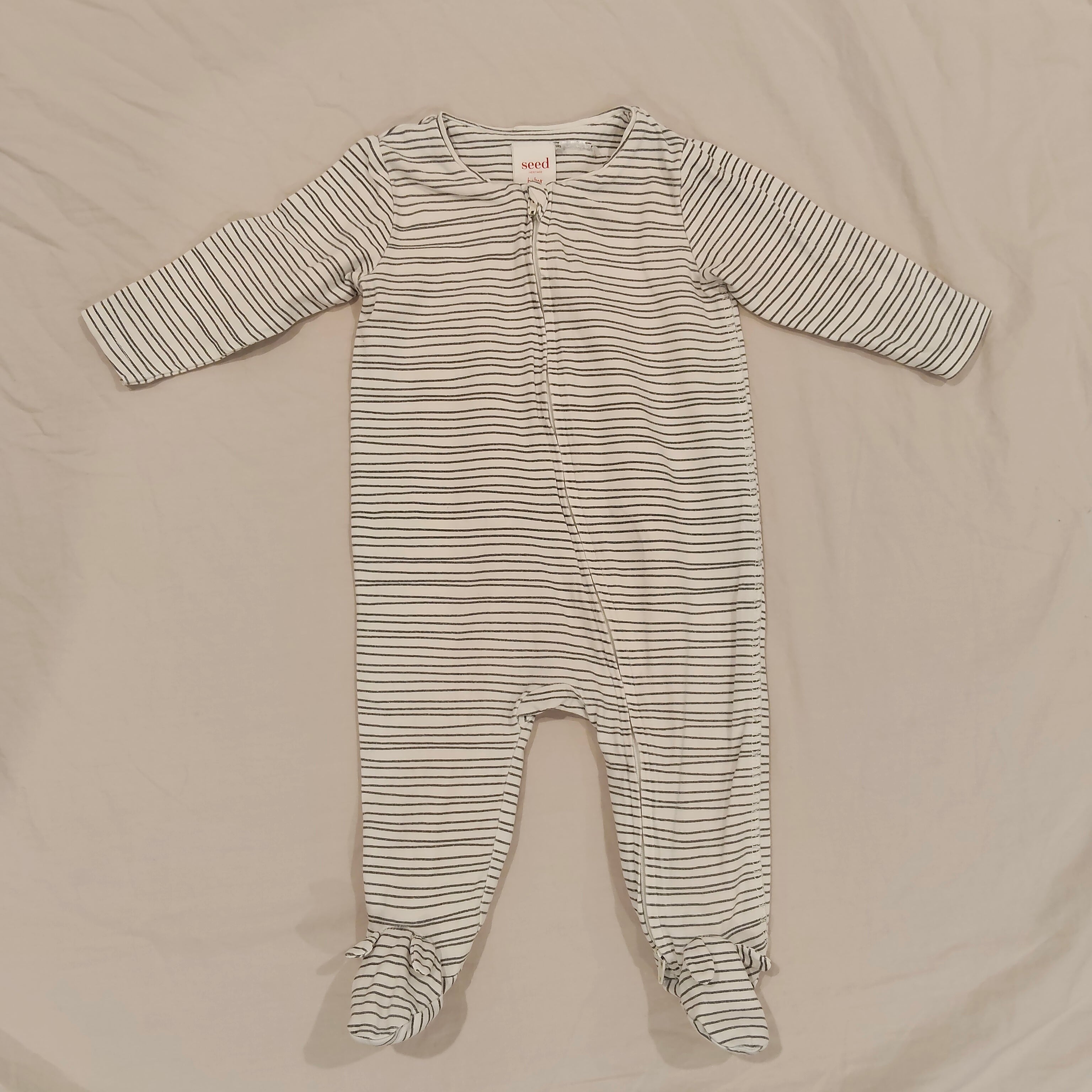 SEED Onesize size 0-3M Baby stripes Long Sleeve