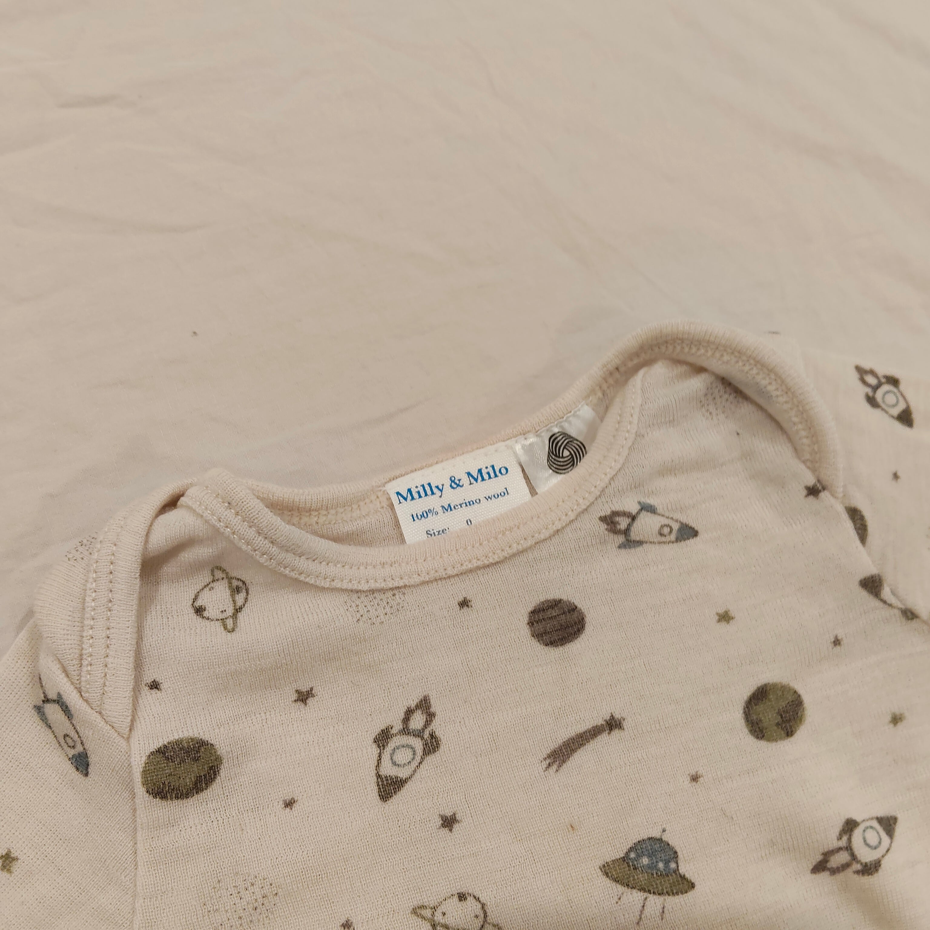 MILLY & MILO 100% MERINO topo size 6-12M Baby long sleeve