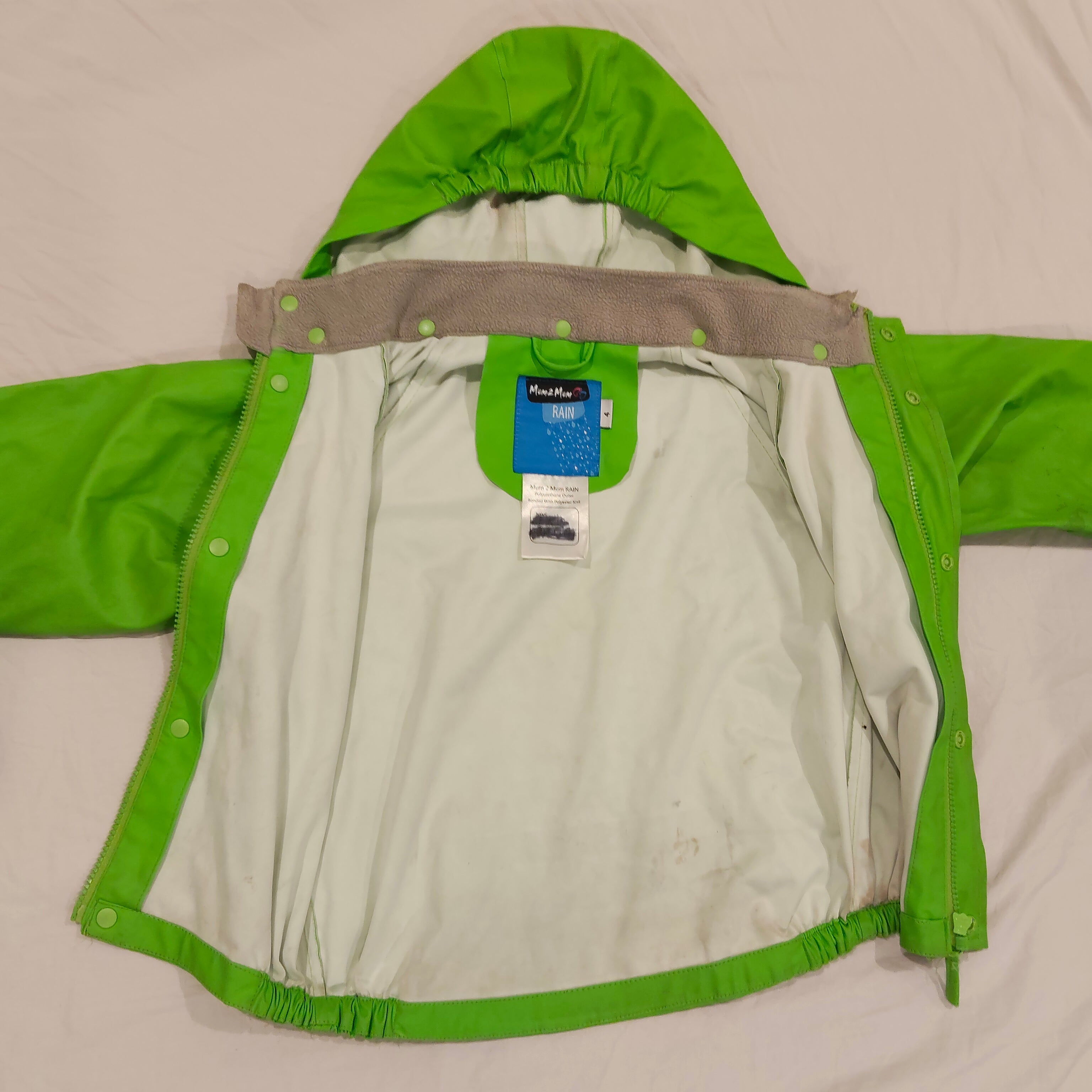 MUM 2 MUM rain jacket size 4 Line Green - Play Condition