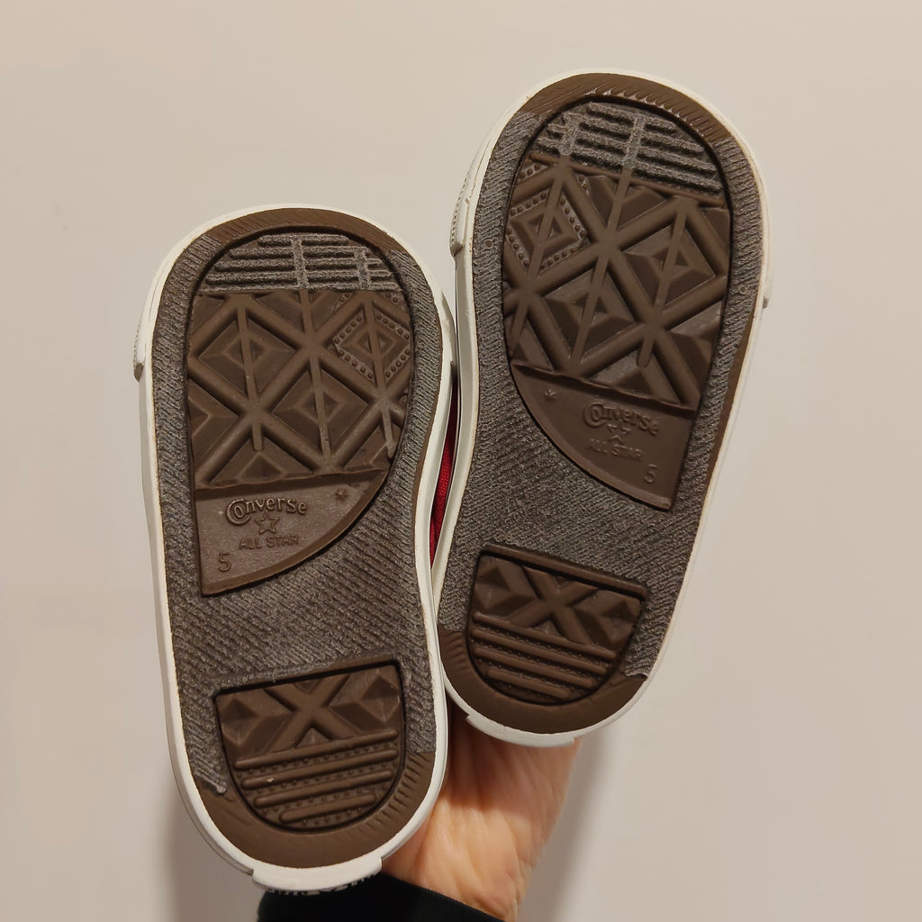 CONVERSE Chuck Taylor All Star toddler low-top sneakers size 5 (12-18M)
