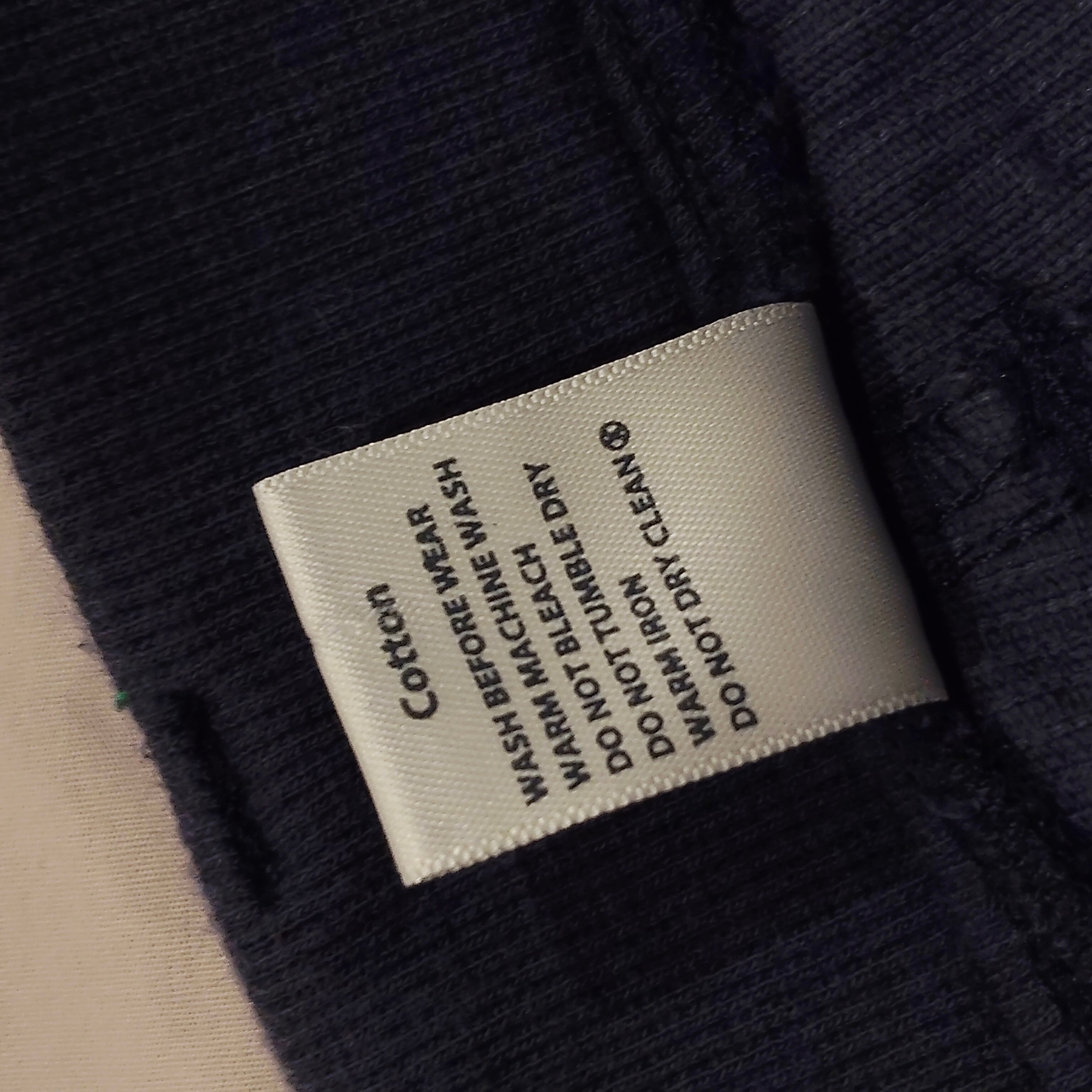 OSHKOSH B'gosh jeans Size 6 Boys dark navy blue corduroy