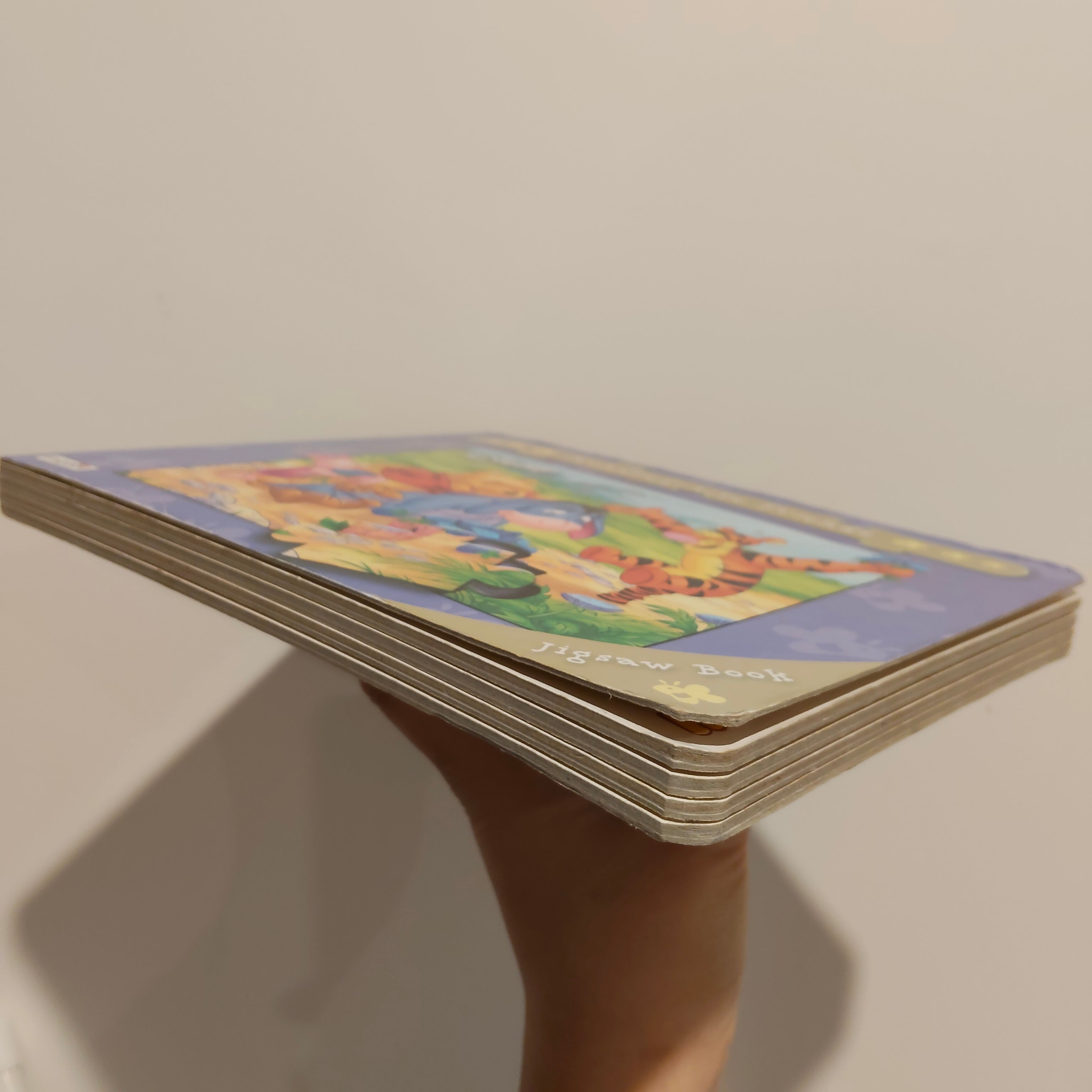 DISNEY Winnie the Pooh "Hundred-Acre Friends" jigsaw BOARDBOOK