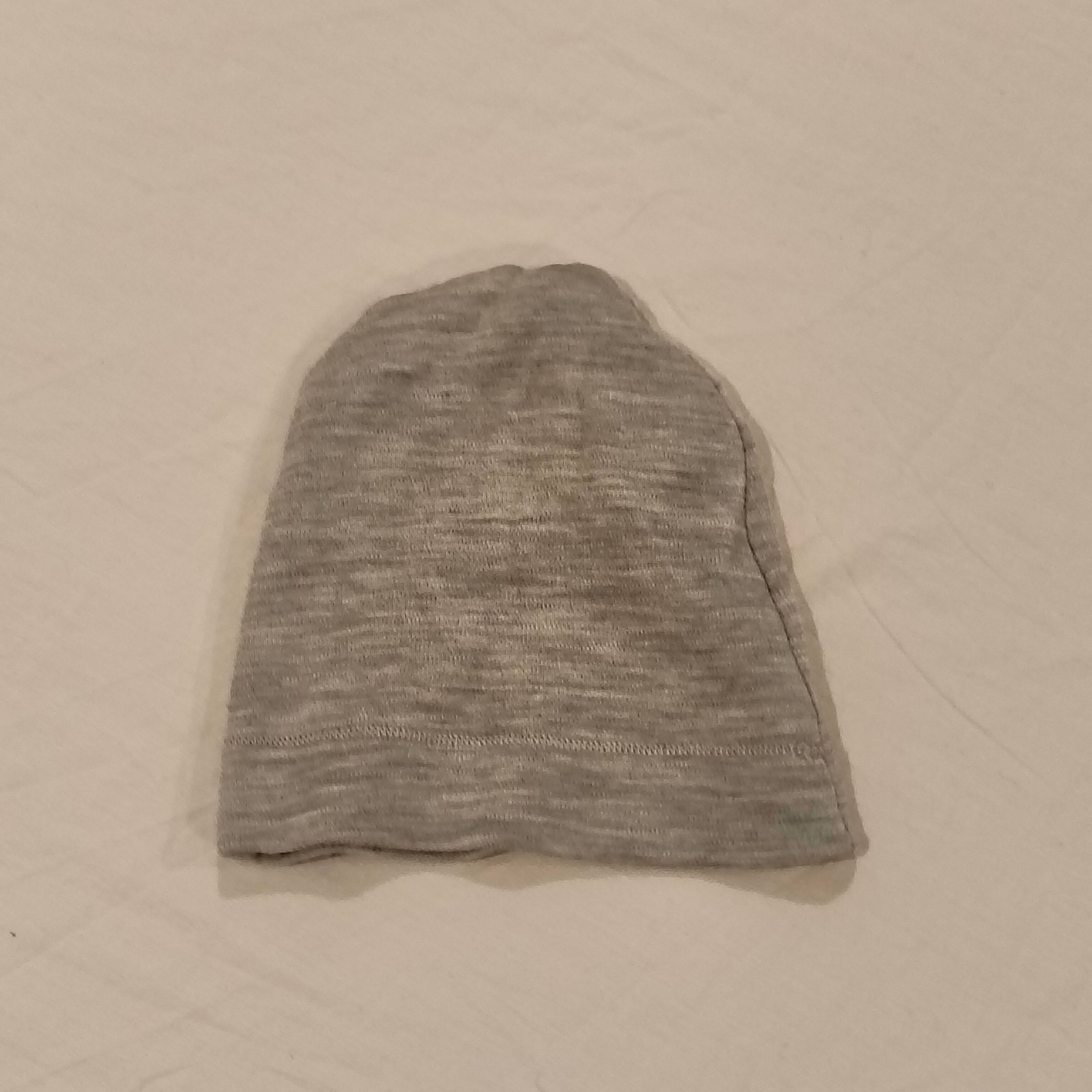 100% Merino Beanie Size 2-4yrs unisex grey