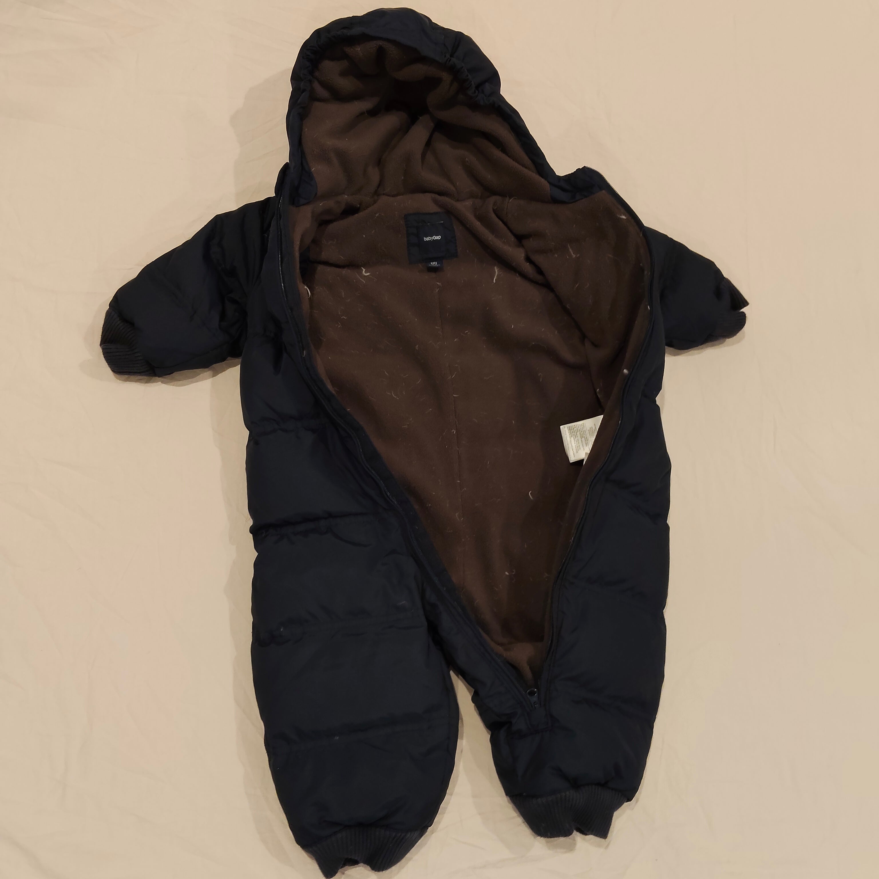GAP snowsuit puffer down filling Size 12-18M Baby Navy