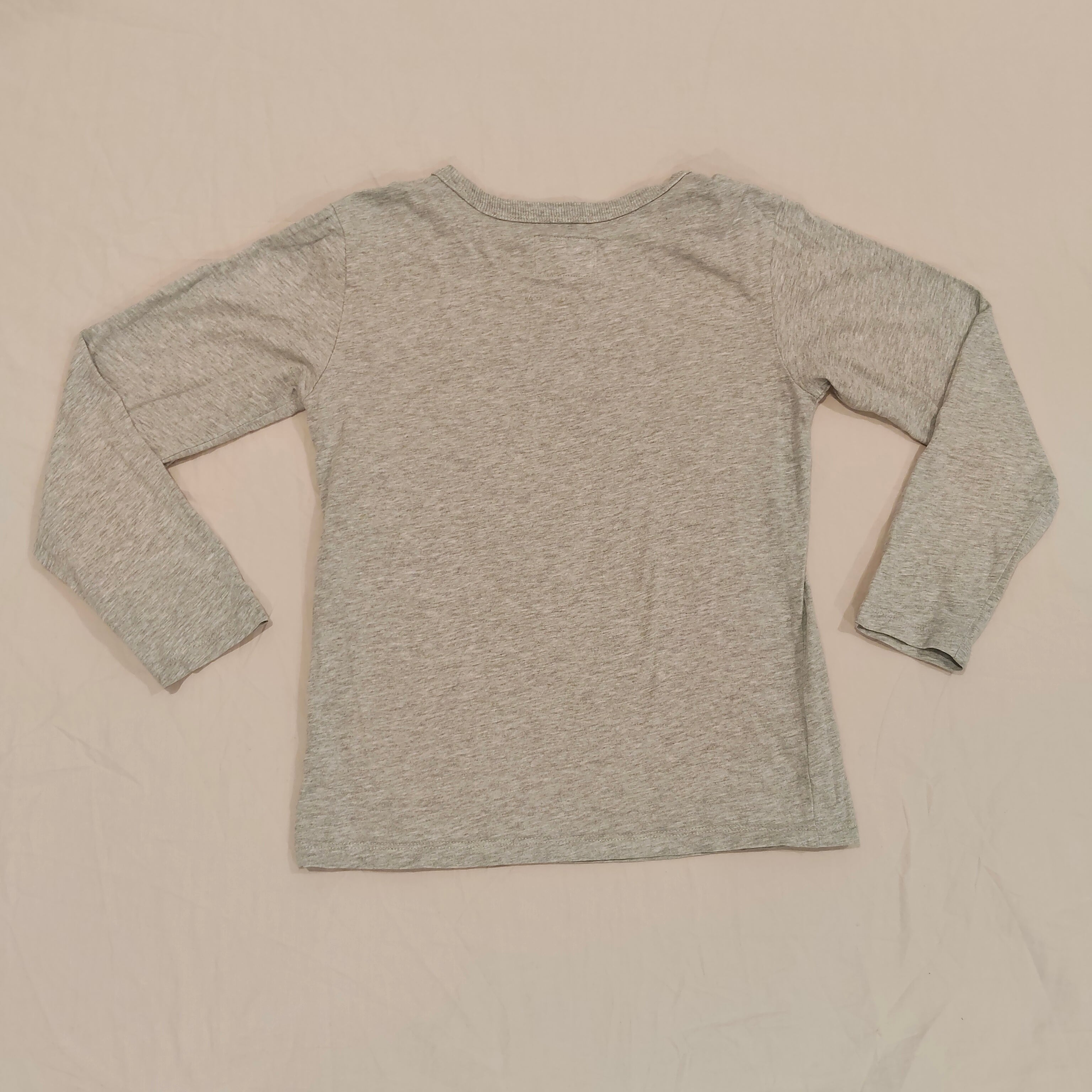 COUNTRY ROAD top size 8yr unisex long sleeve grey