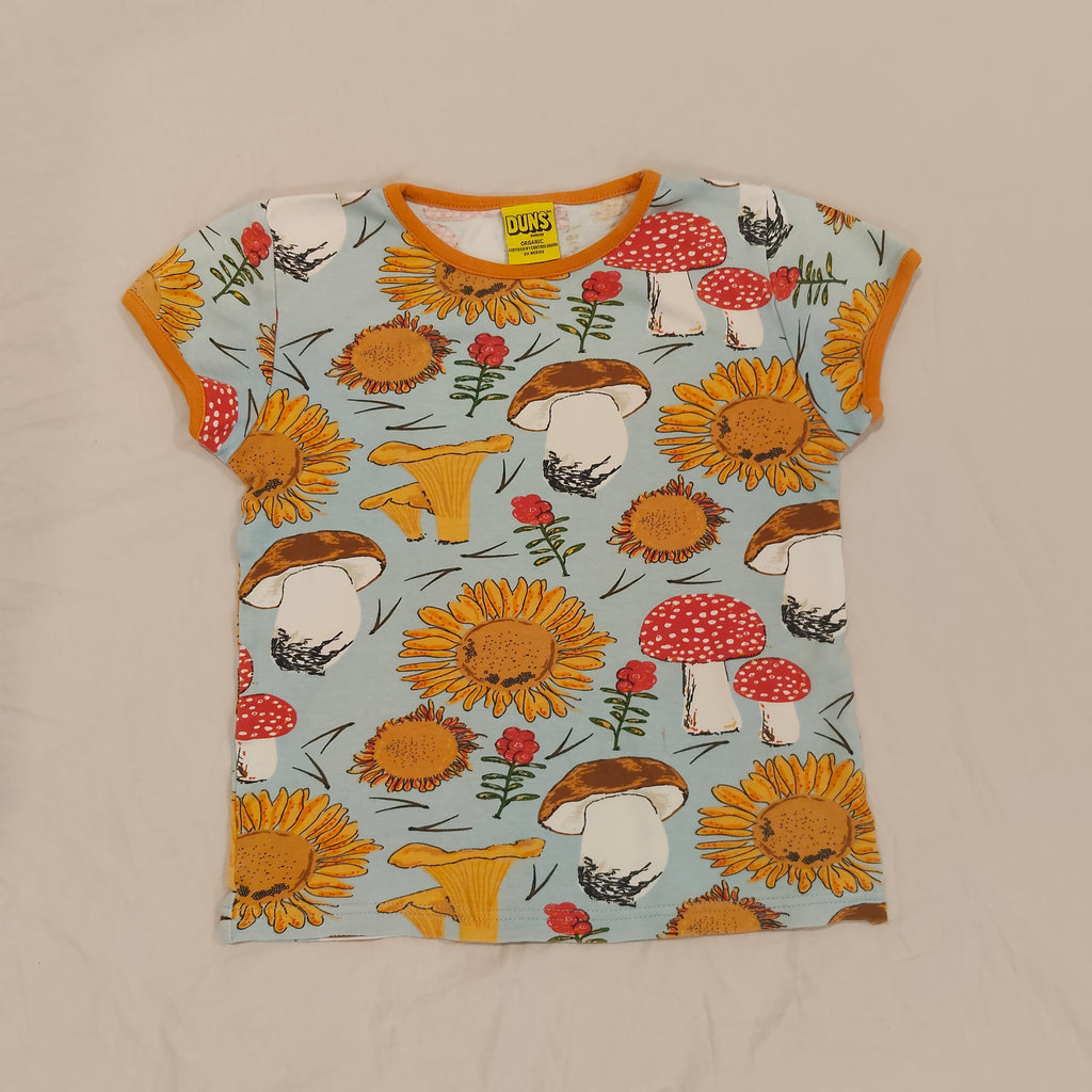 DUNS Sweden top size 7-8yrs Girls sunflower and mushroom print