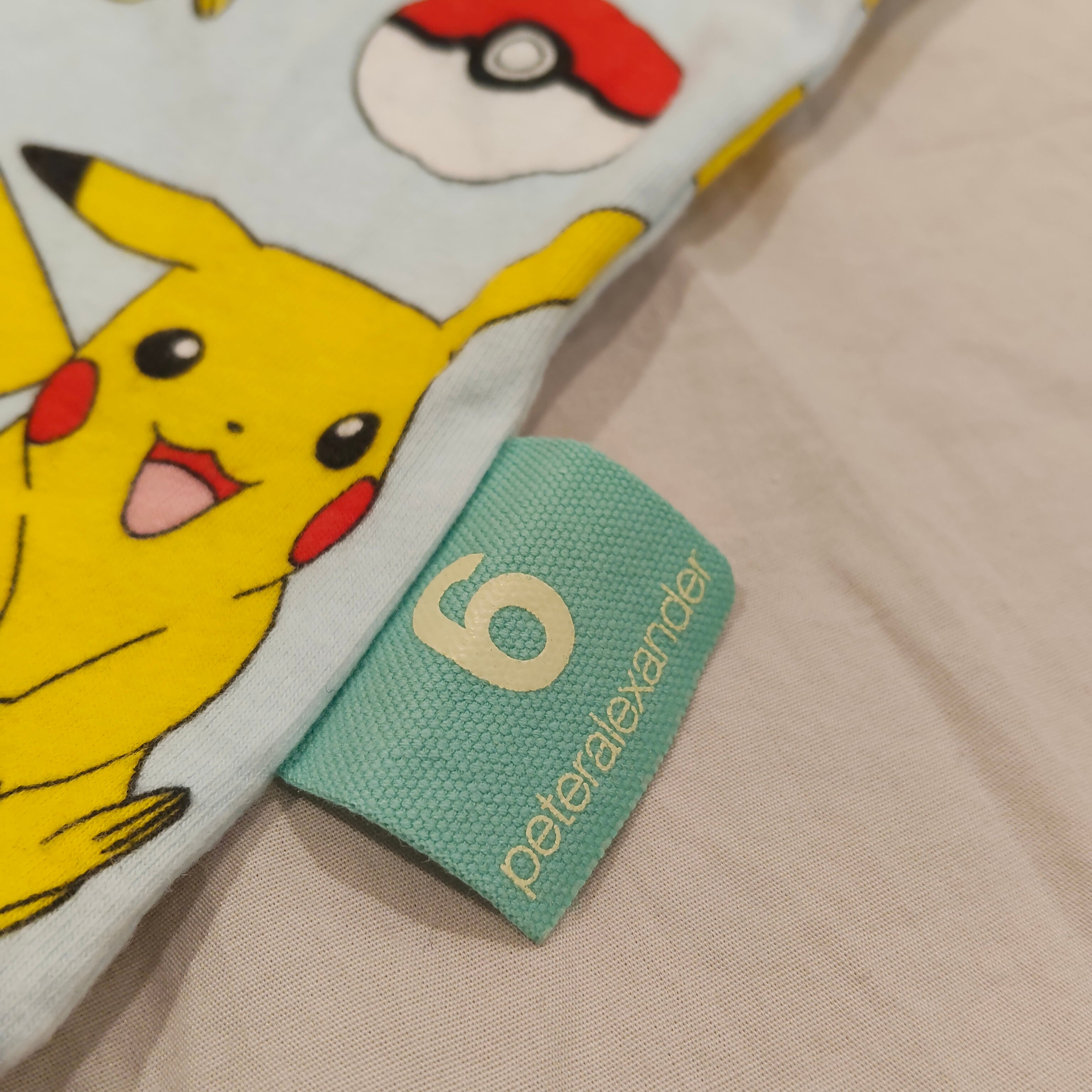 POKEMON Pikachu Pyjama Set Size 6 short sleeve