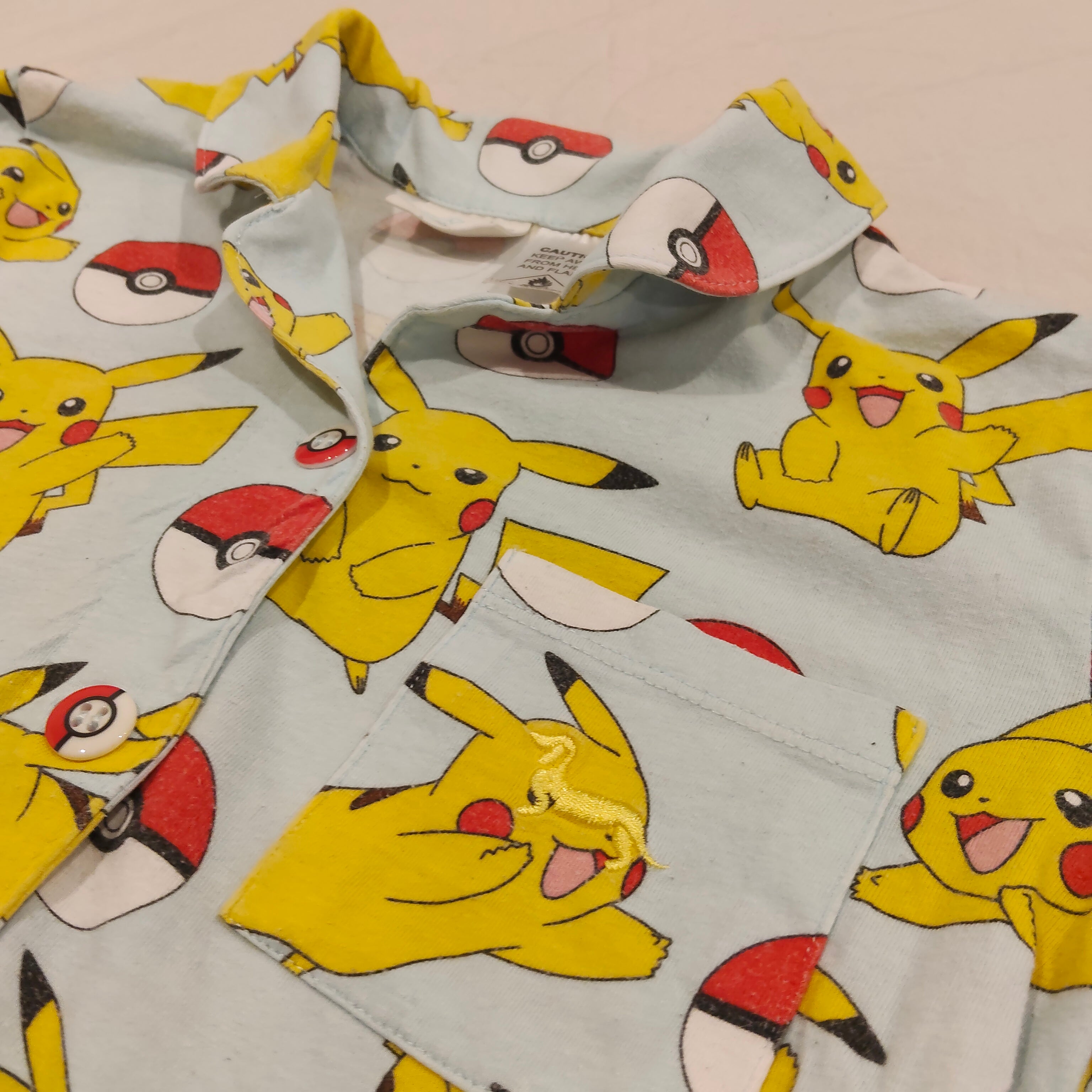 POKEMON Pikachu Pyjama Set Size 6 short sleeve