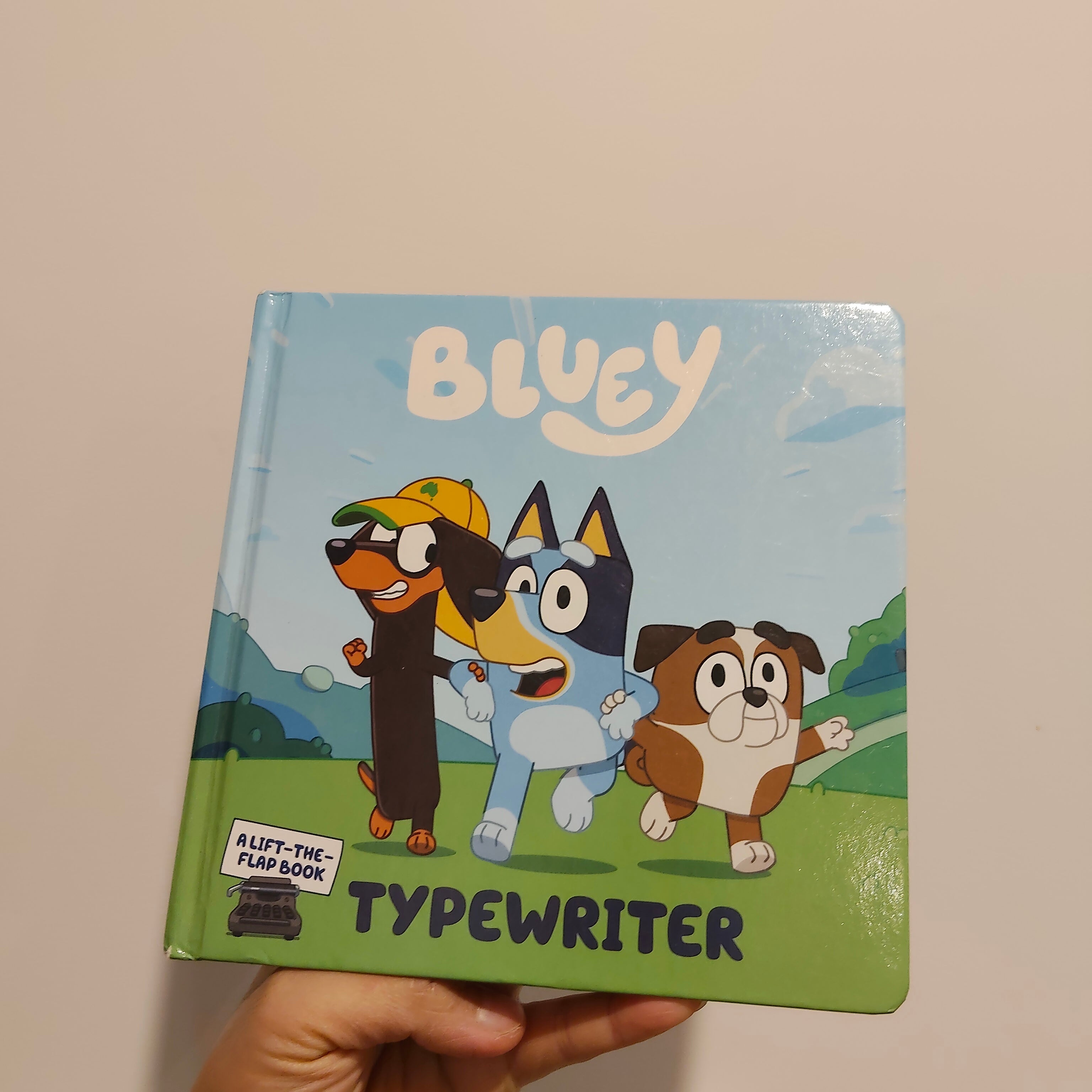 BLUEY Typewriter lift-the-flap BOARDBOOK
