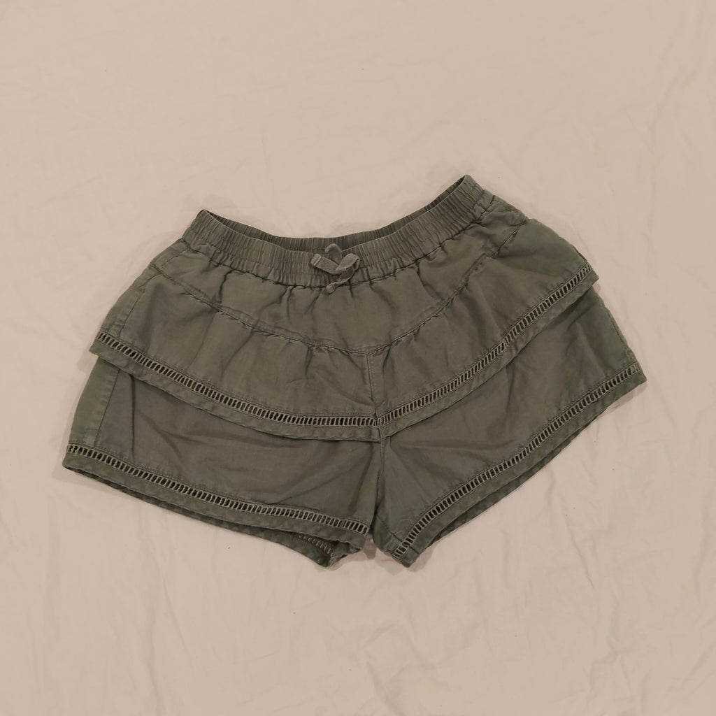 COUNTRY ROAD shorts size 8yrs Girls