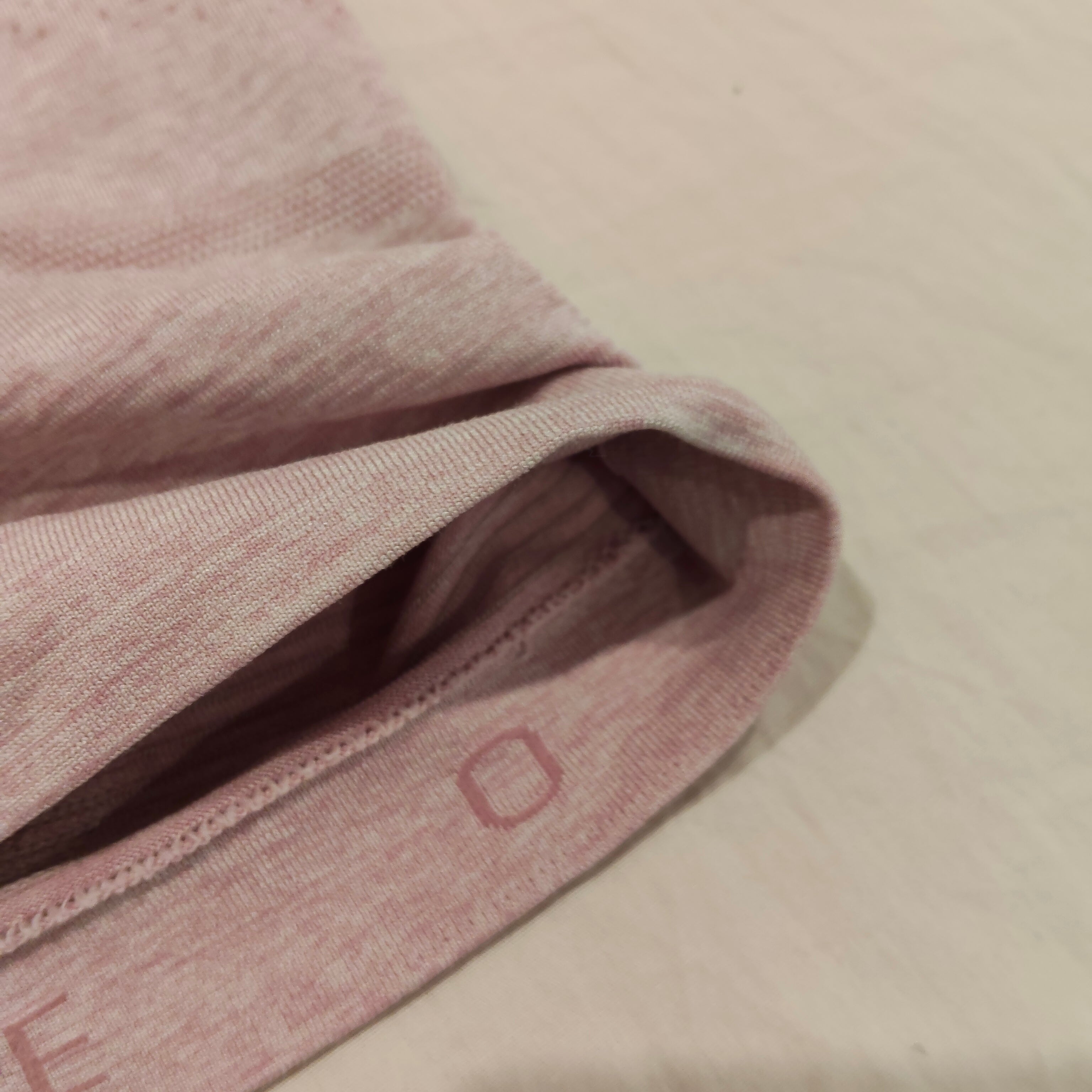 LULULEMON top size 0 Lulu (10-12yrs Girls) short sleeve