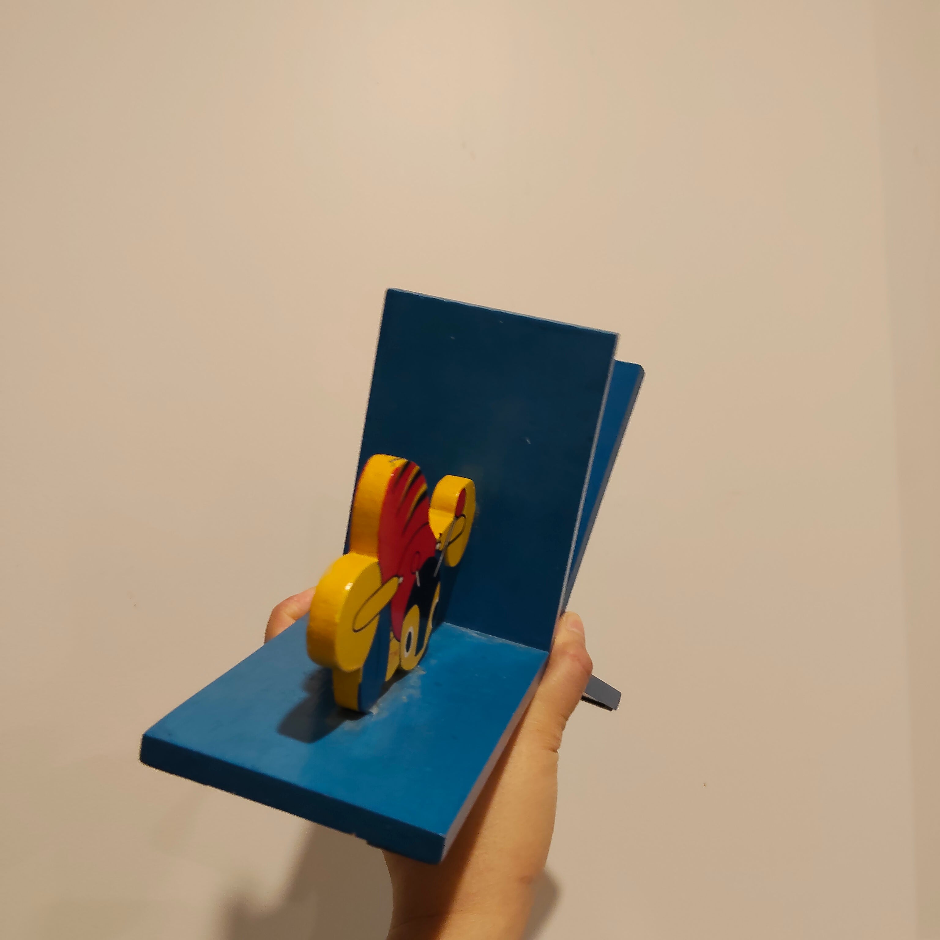 Buzzy Bee Book-end (Set of 2)