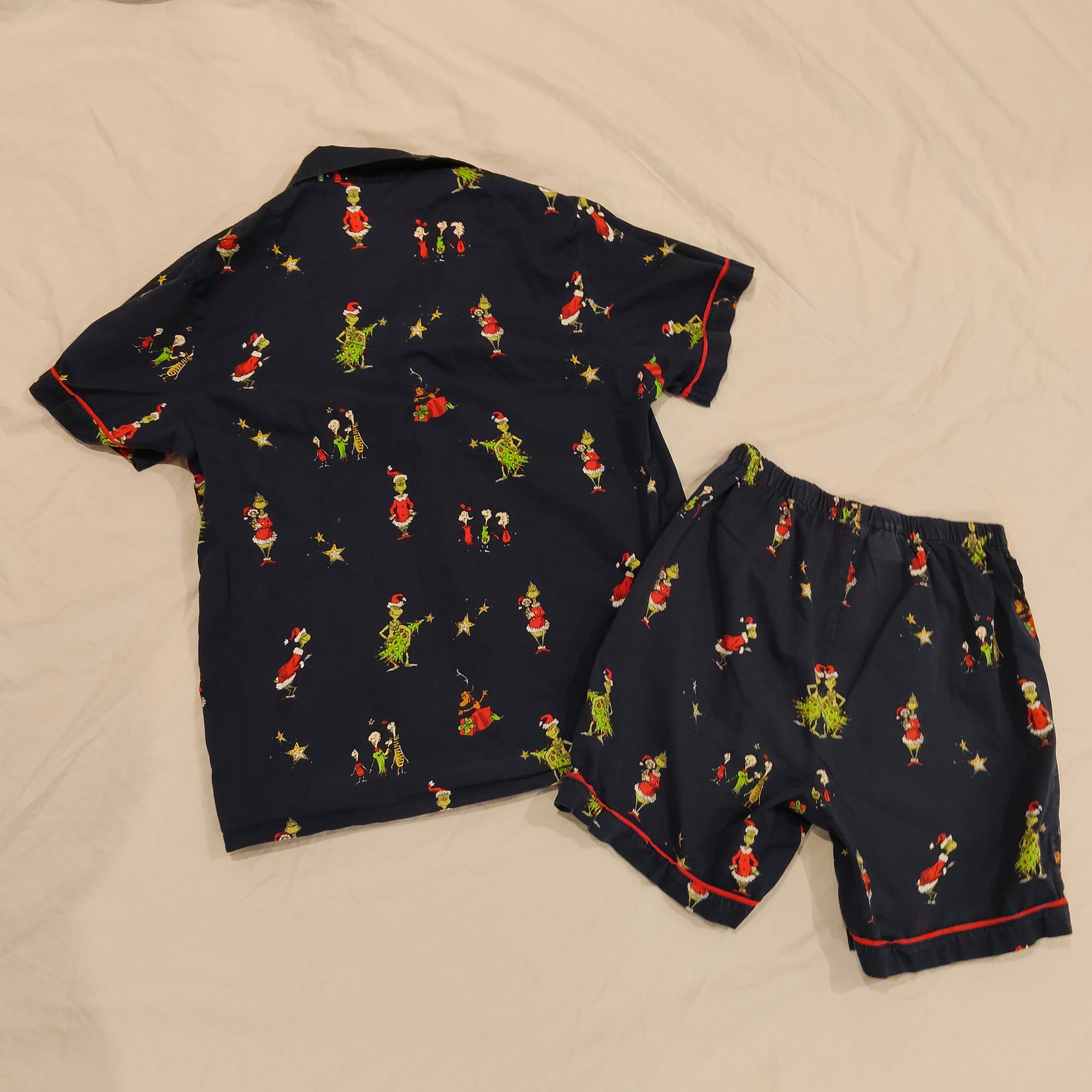 Dr Seuss The Grinch pyjama set size 11-14Yrs Girls (XS Women) short sleeve