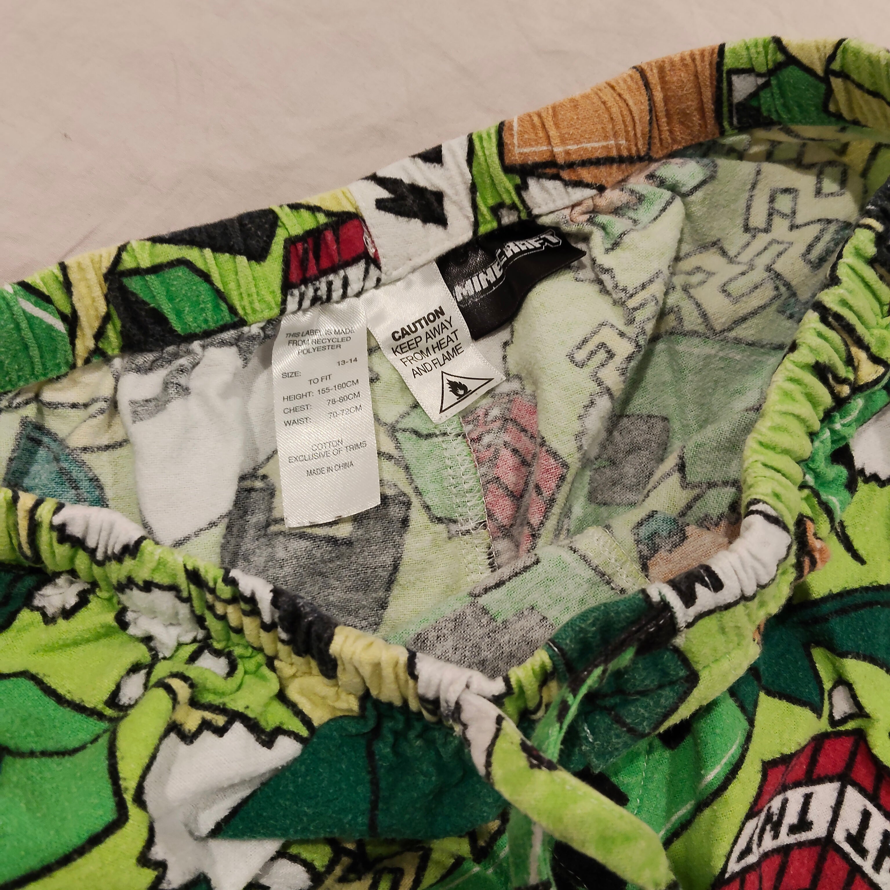 MINECRAFT pyjama set size 13-14yrs Boys long sleeve