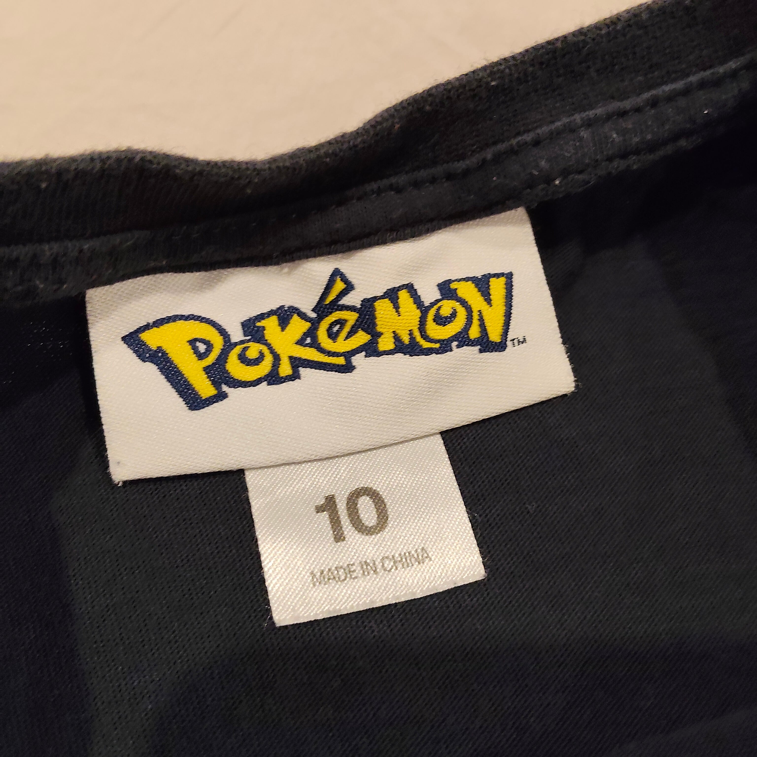POKEMON top size 10 Boys short sleeve