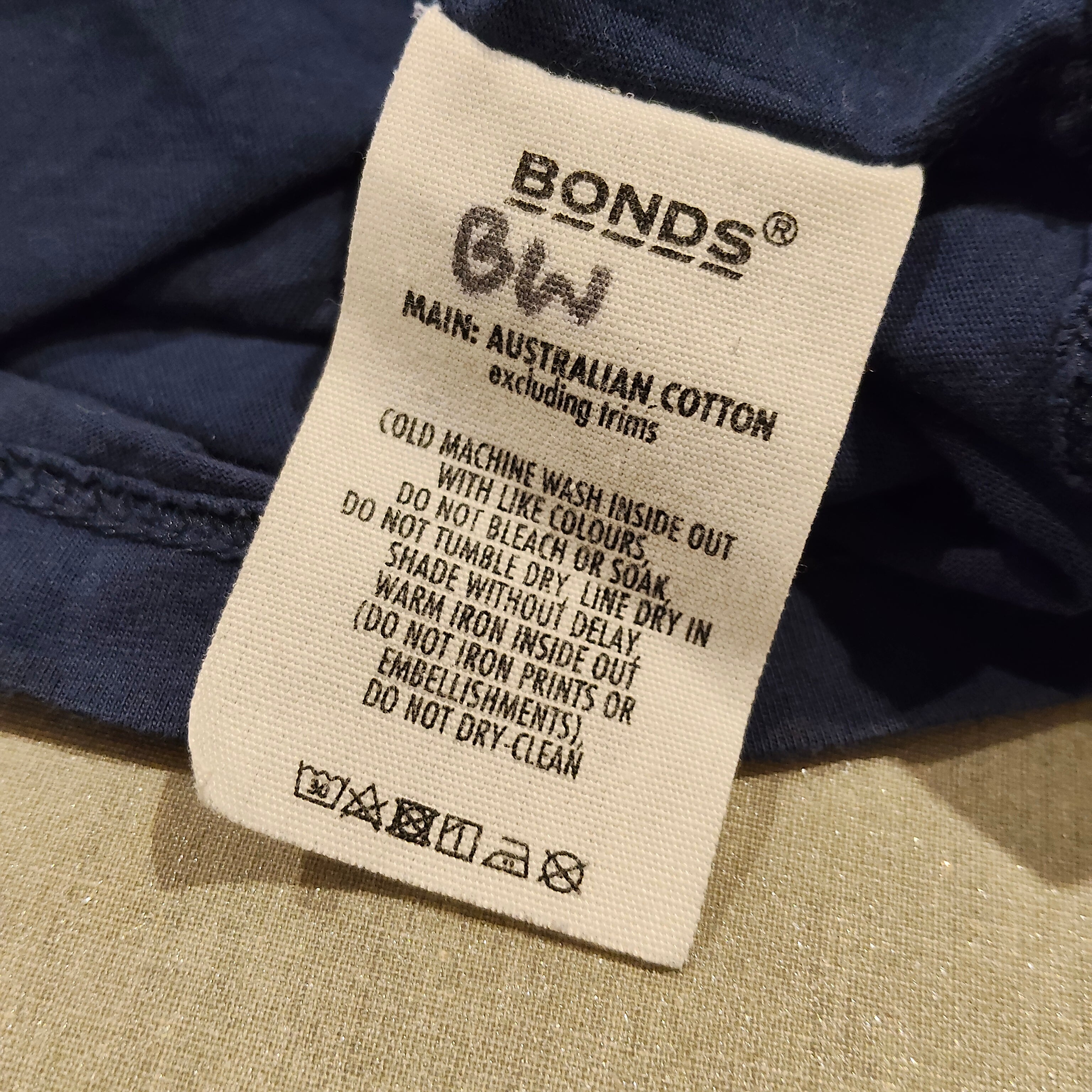 BONDS top size 18-24M short sleeve FOR THE WILD