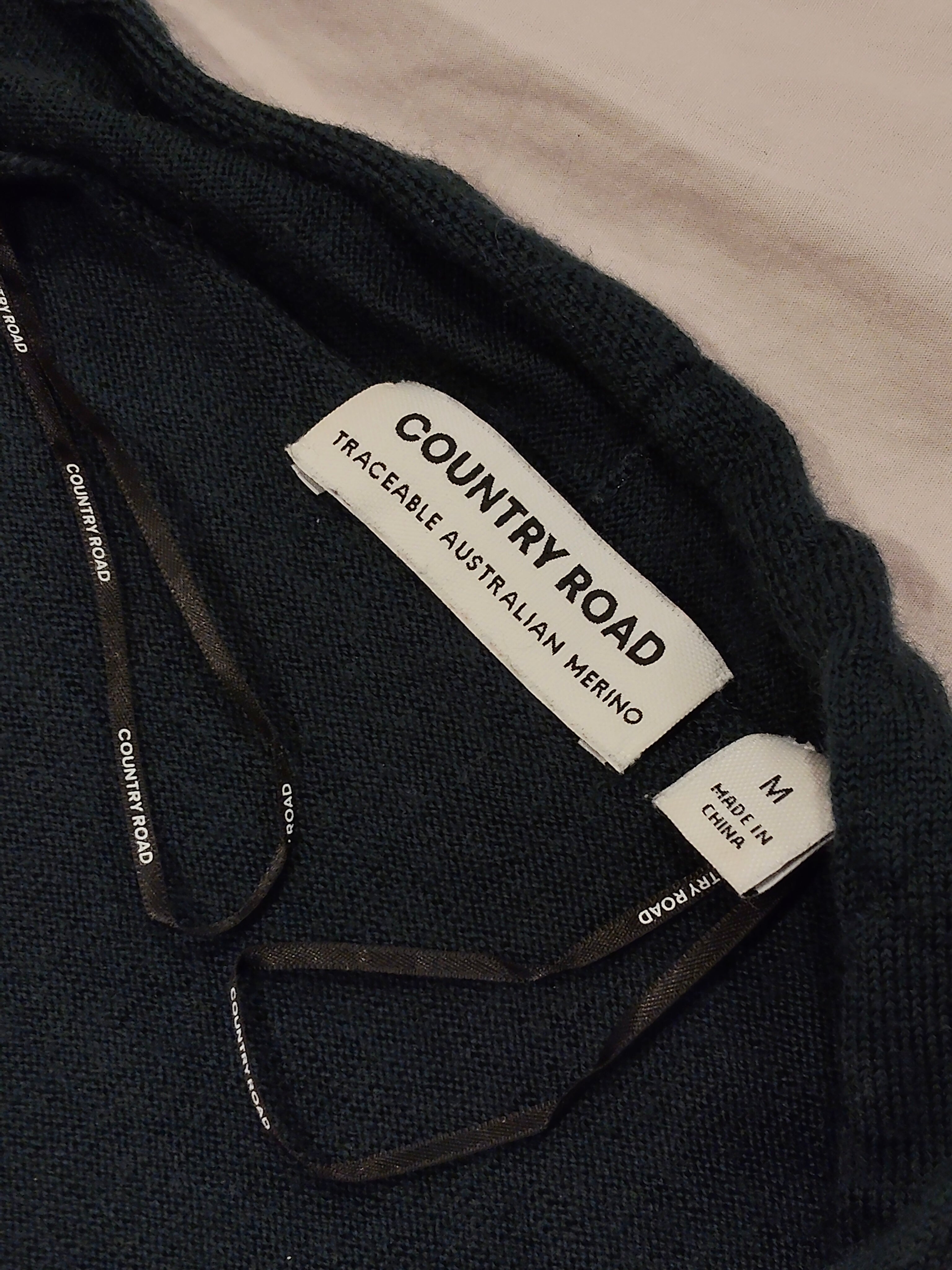 COUNTRY ROAD 100% Merino Long Cardigan Size M Women Dark Green