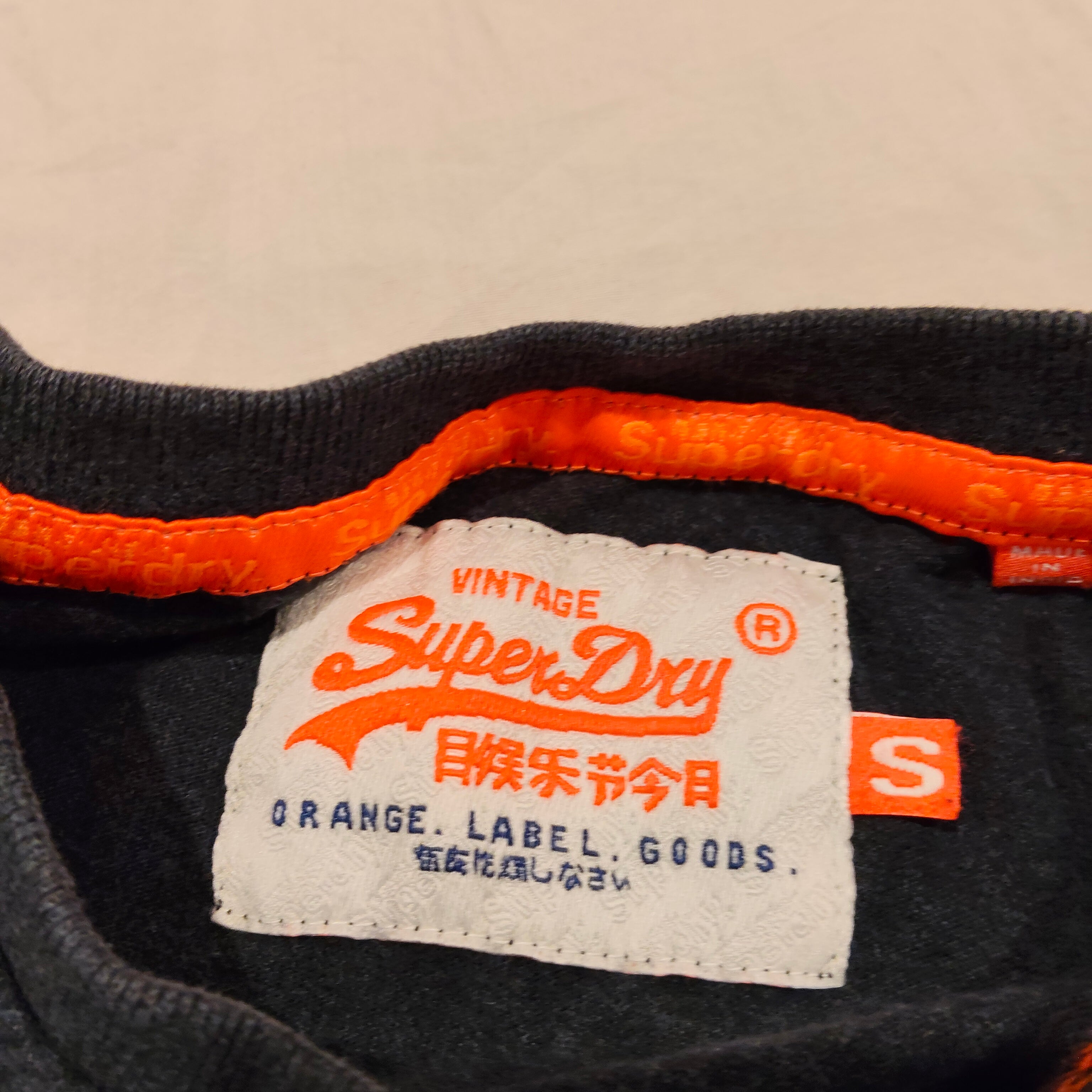 SUPERDRY Tee size S Men Short Sleeve