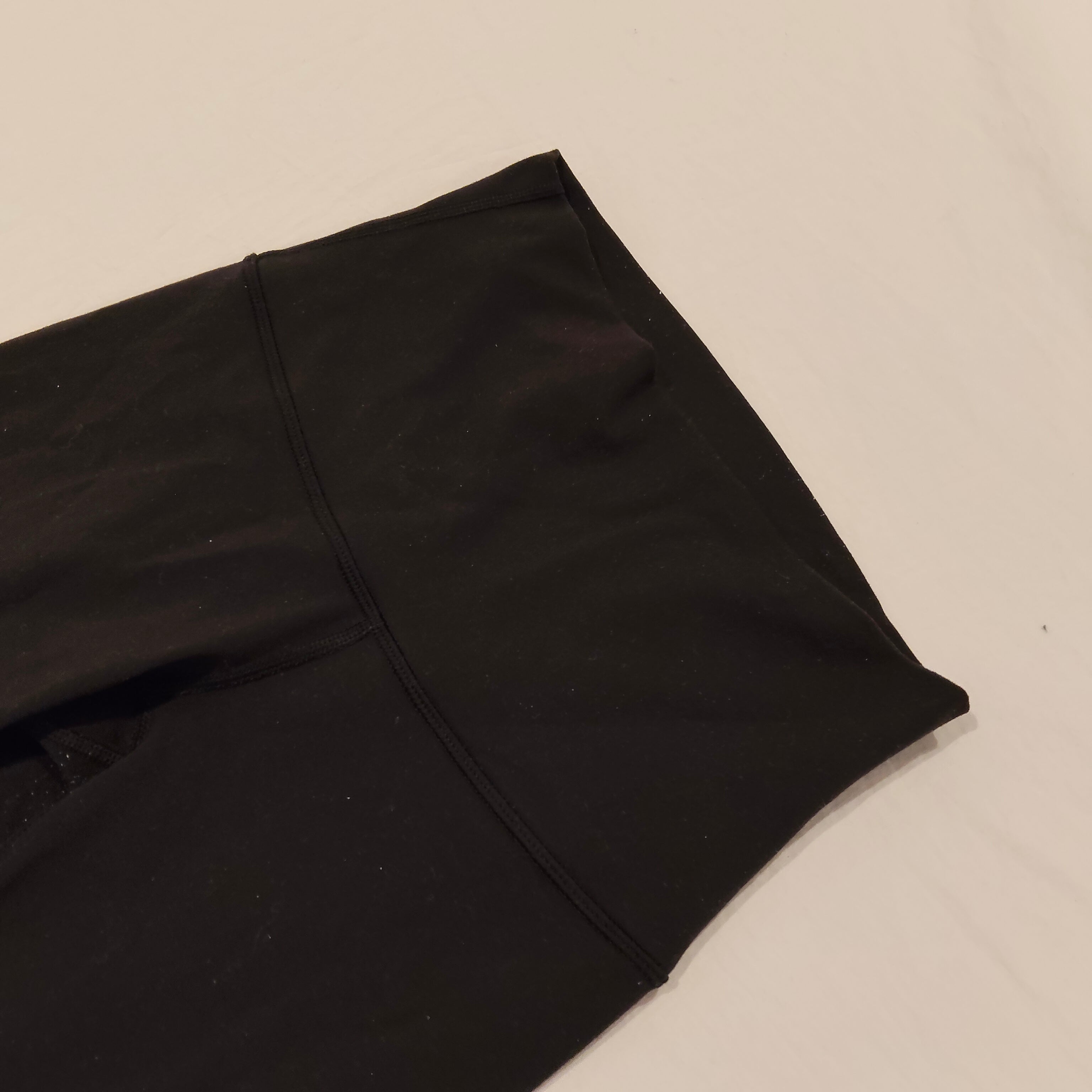 LULULEMON leggings size 4 Lulu (size 8 NZ)
