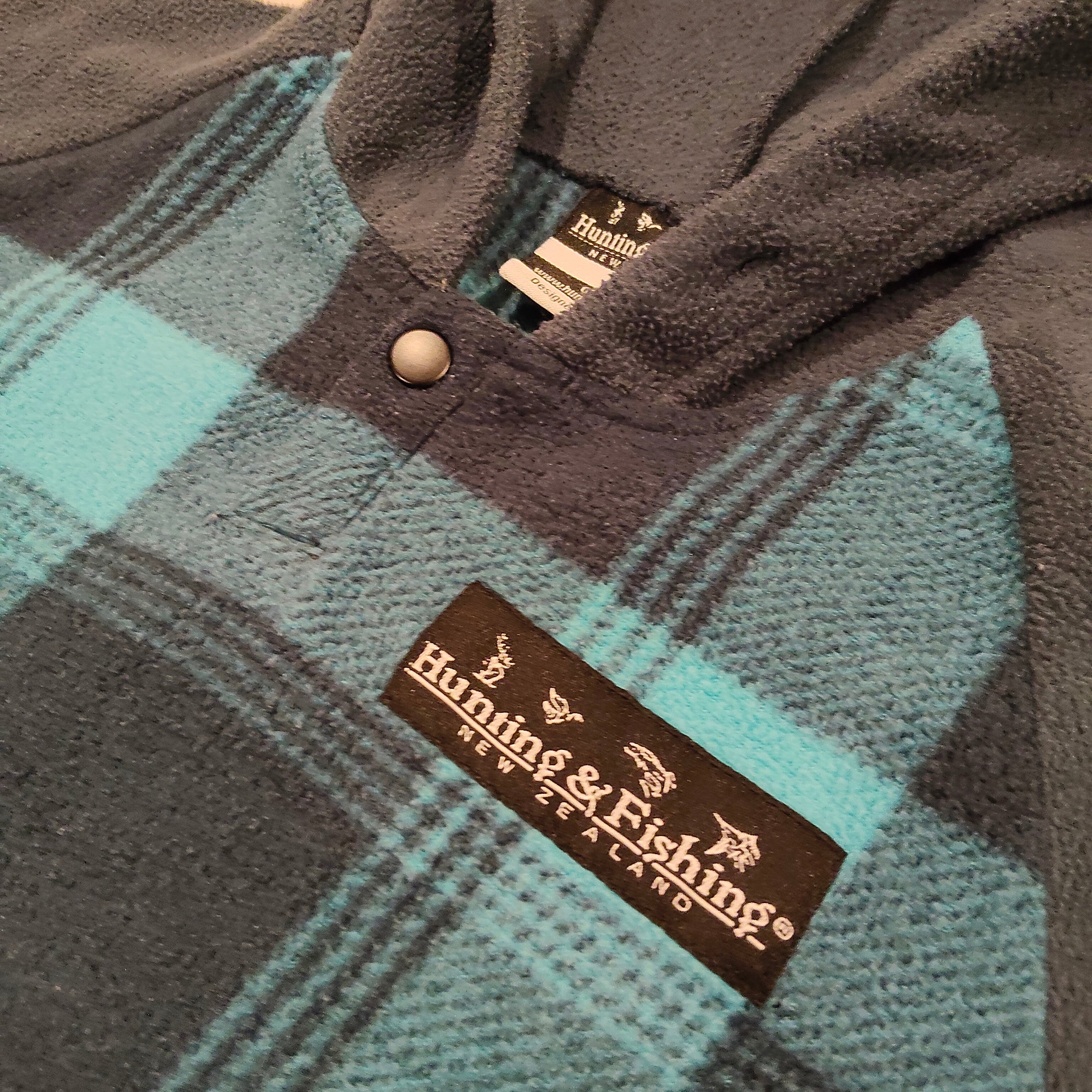 HUNTING & FISHING Hoodie Size 4 Boys Short Sleeve Blue Gingham