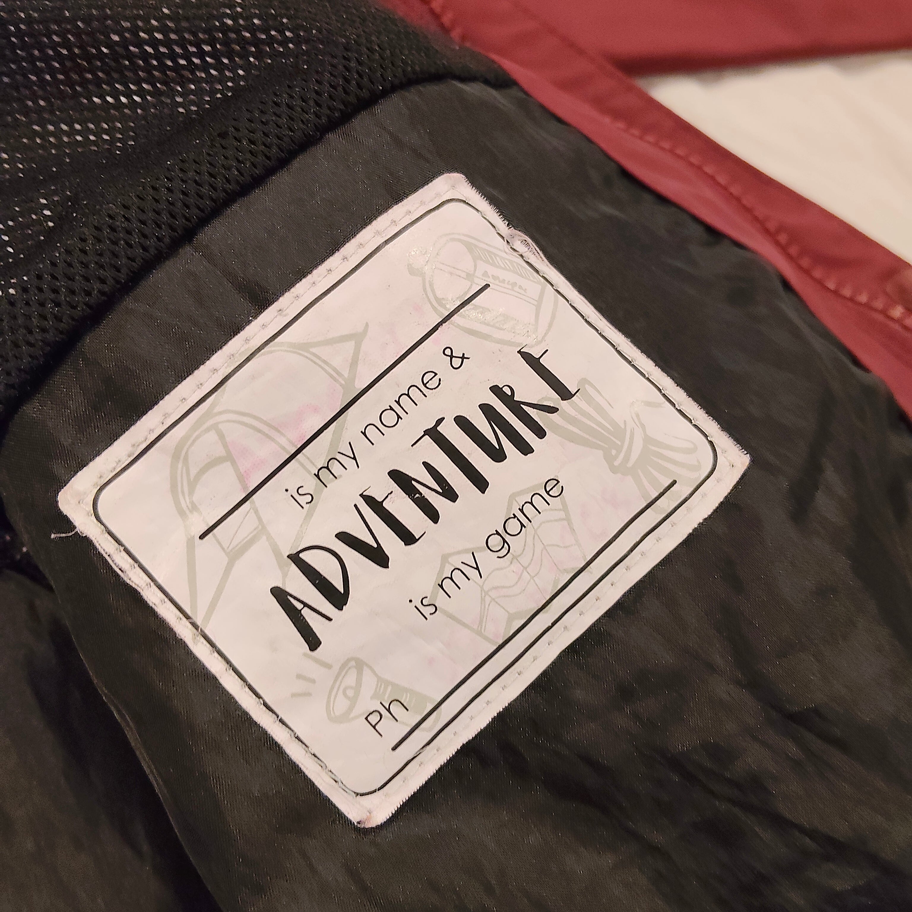MACPAC Rain Jacket Size 8 Unisex Burgundy