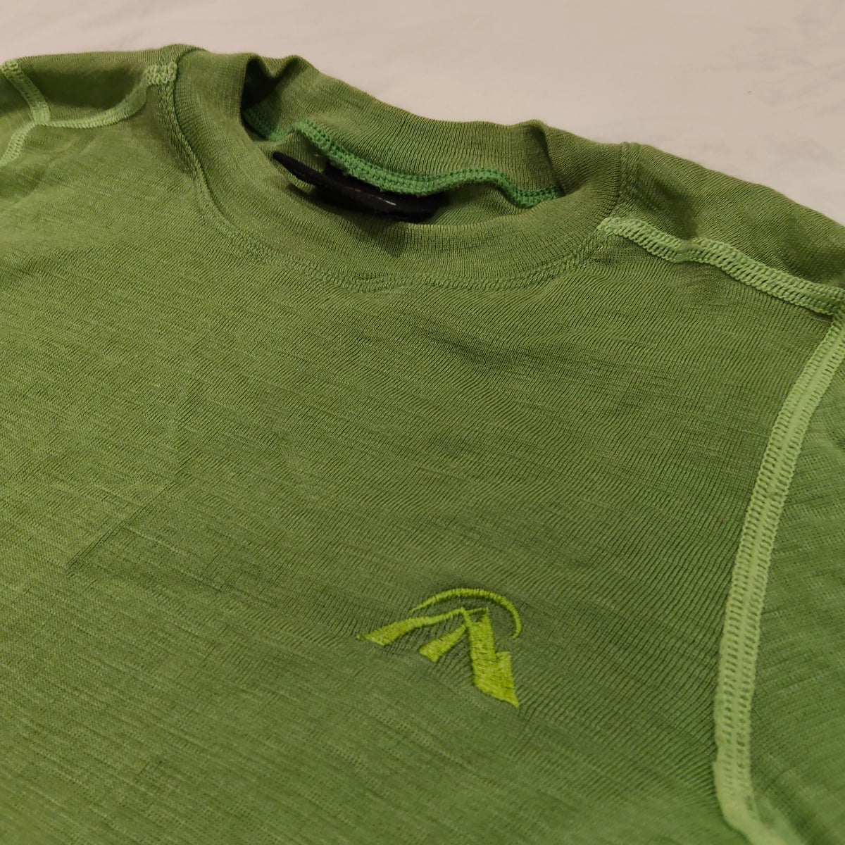 MACPAC Merino Top Size 10YRS Green Long Sleeve
