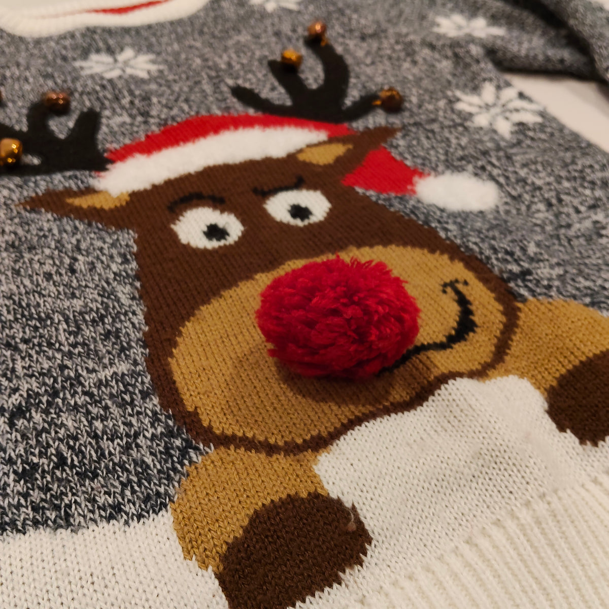 REBEL Christmas Jumper Size 8-9YRS Long Sleeeve