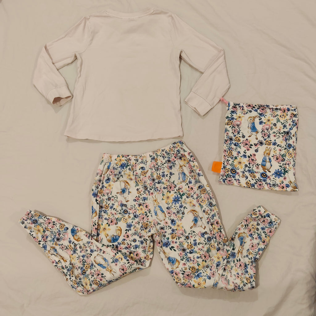 PETER ALEXANDER Pyjama Set Size 8YRS Girls 'Peter Rabbit