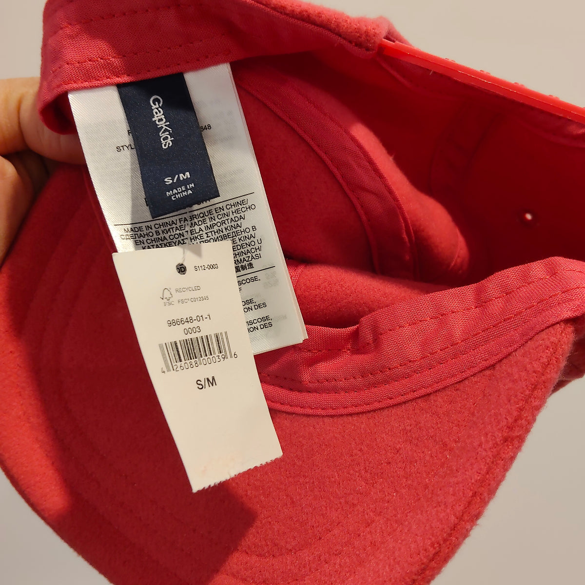 GAP red pom-pom hat Size 4-8Yrs Girls
