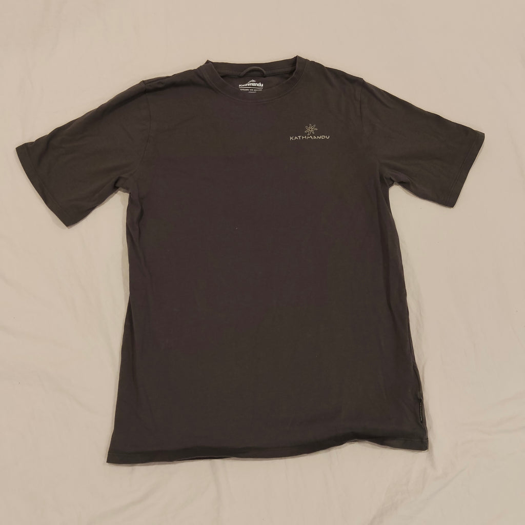 KATHMANDU Tee Size 14 Boys 'Adventure Await' Short Sleeve