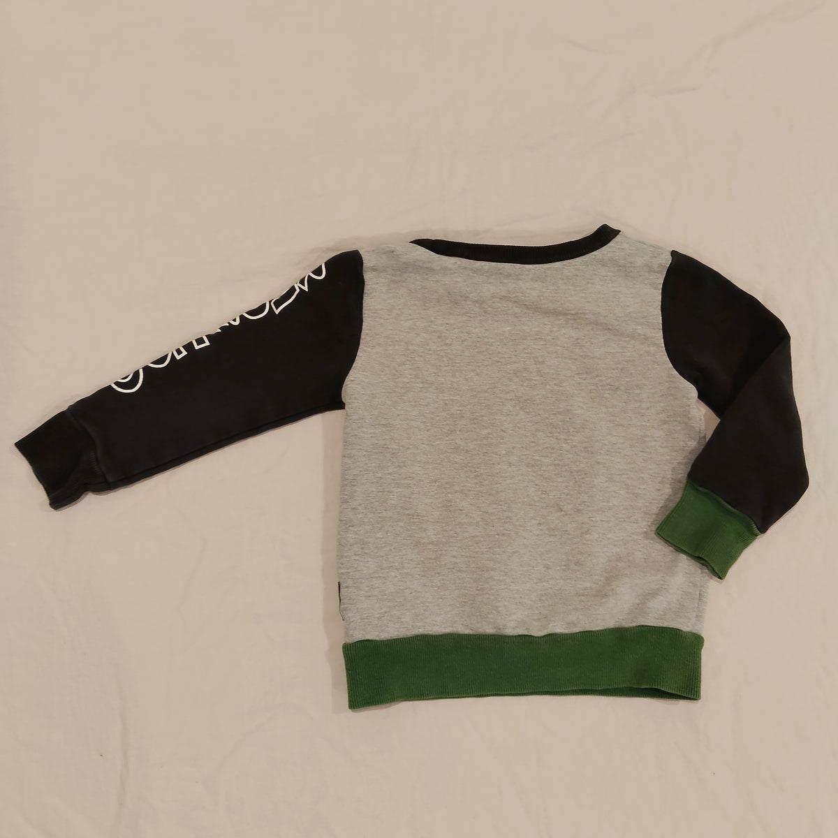 RADICOOL DUDE Jumper SIze 2 Boys RCD NZ
