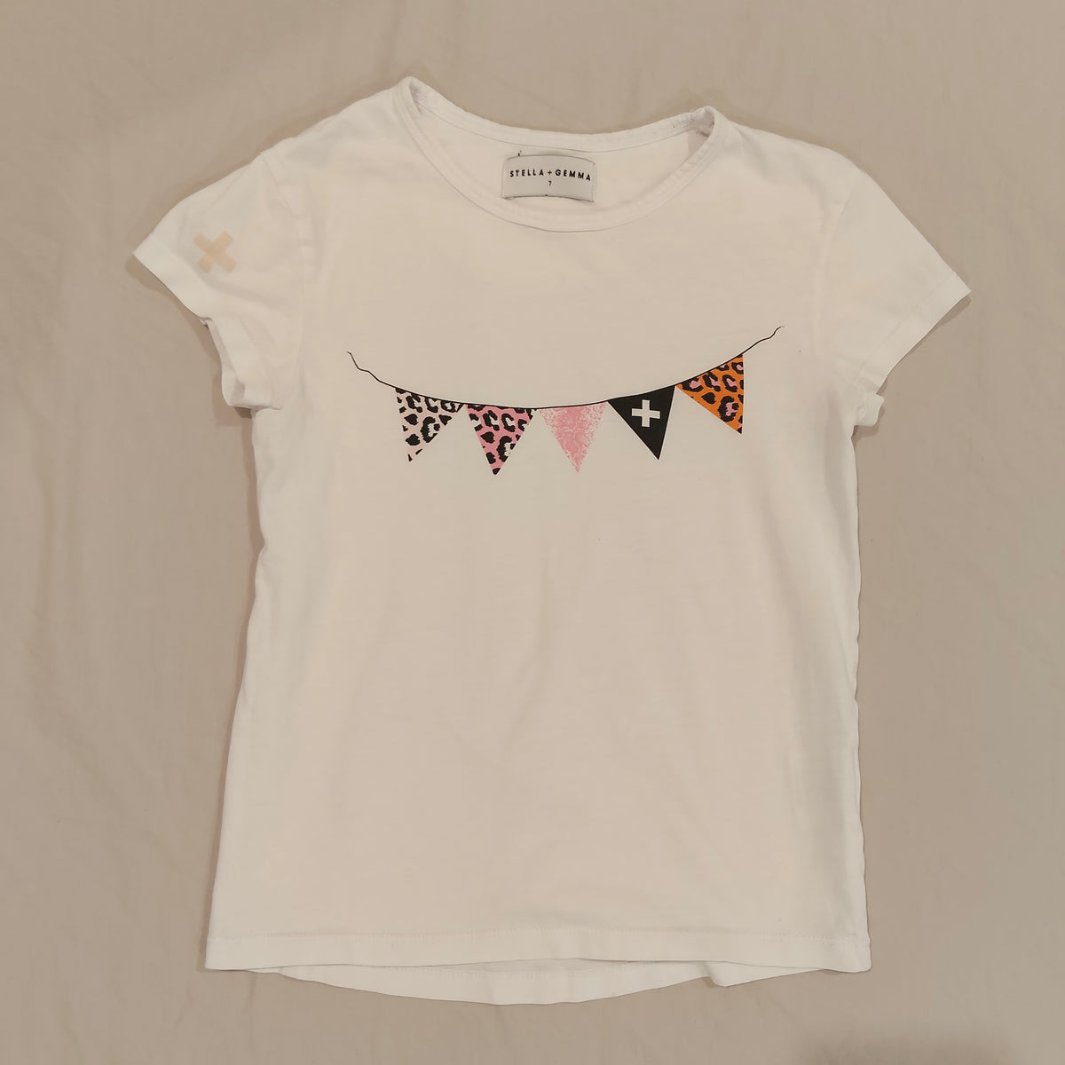 STELLA + GEMMA White Top Short Sleeve Size 7 Girls