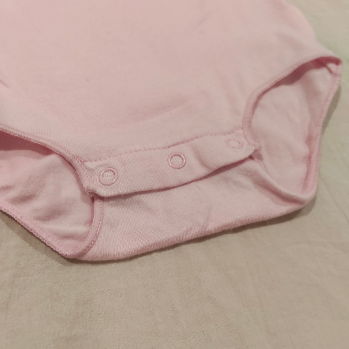 BONDS Bodysuit Light Pink Size 0-3M Baby Short Sleeve