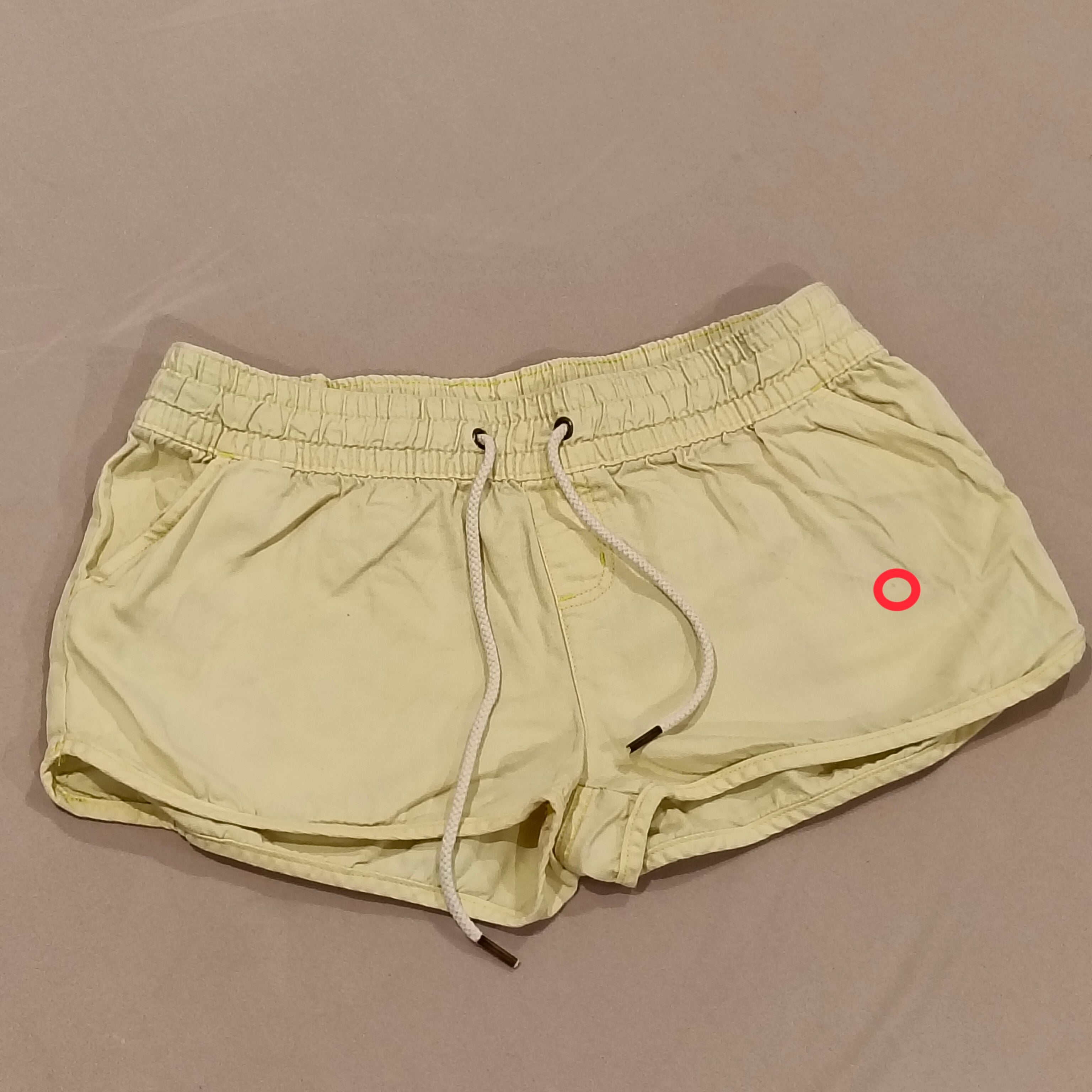 ALL ABOUT EVE shorts size 10 Womens Lime