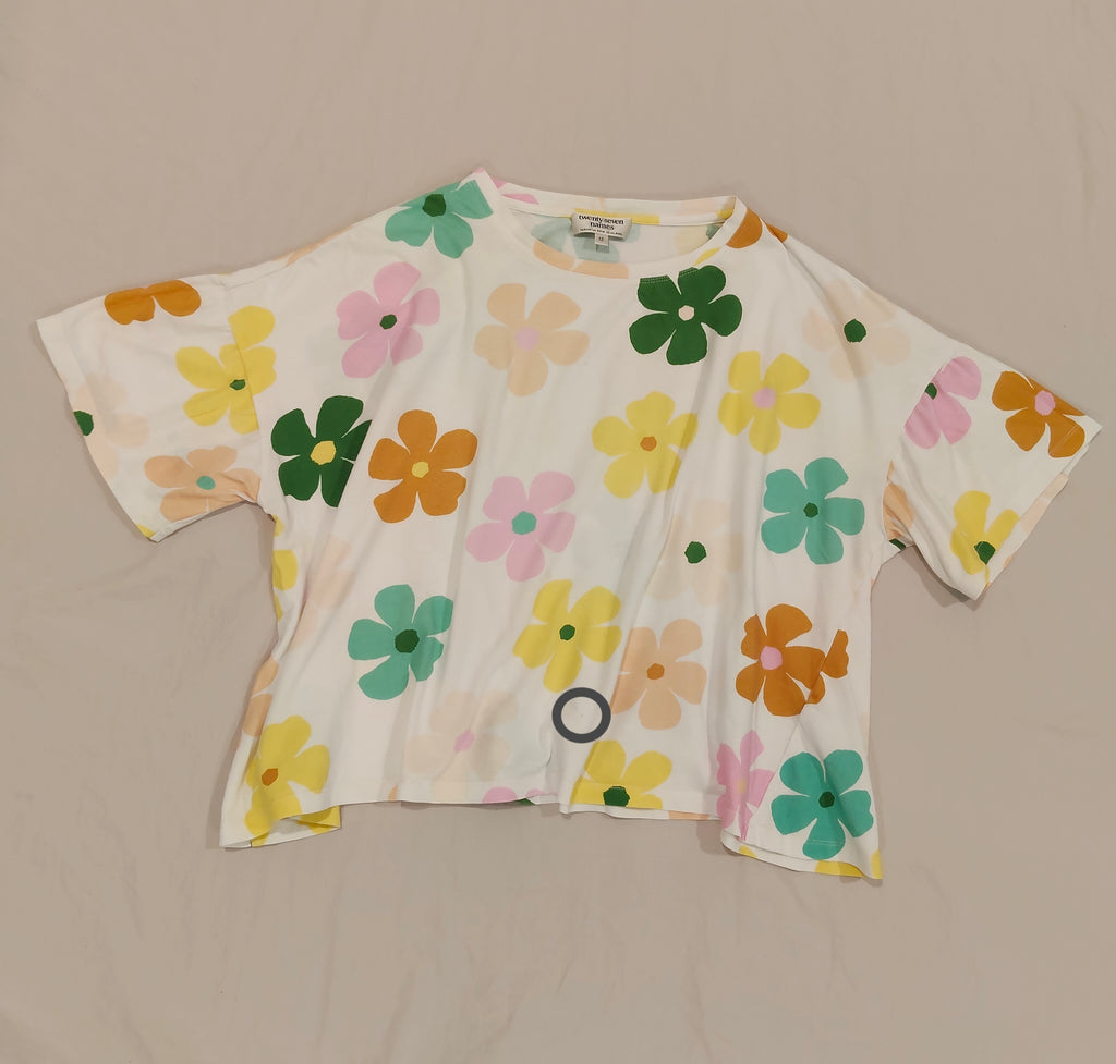 TWENTY-SEVEN NAMES oversized tee size 12 Womens Oop-a-Daisy