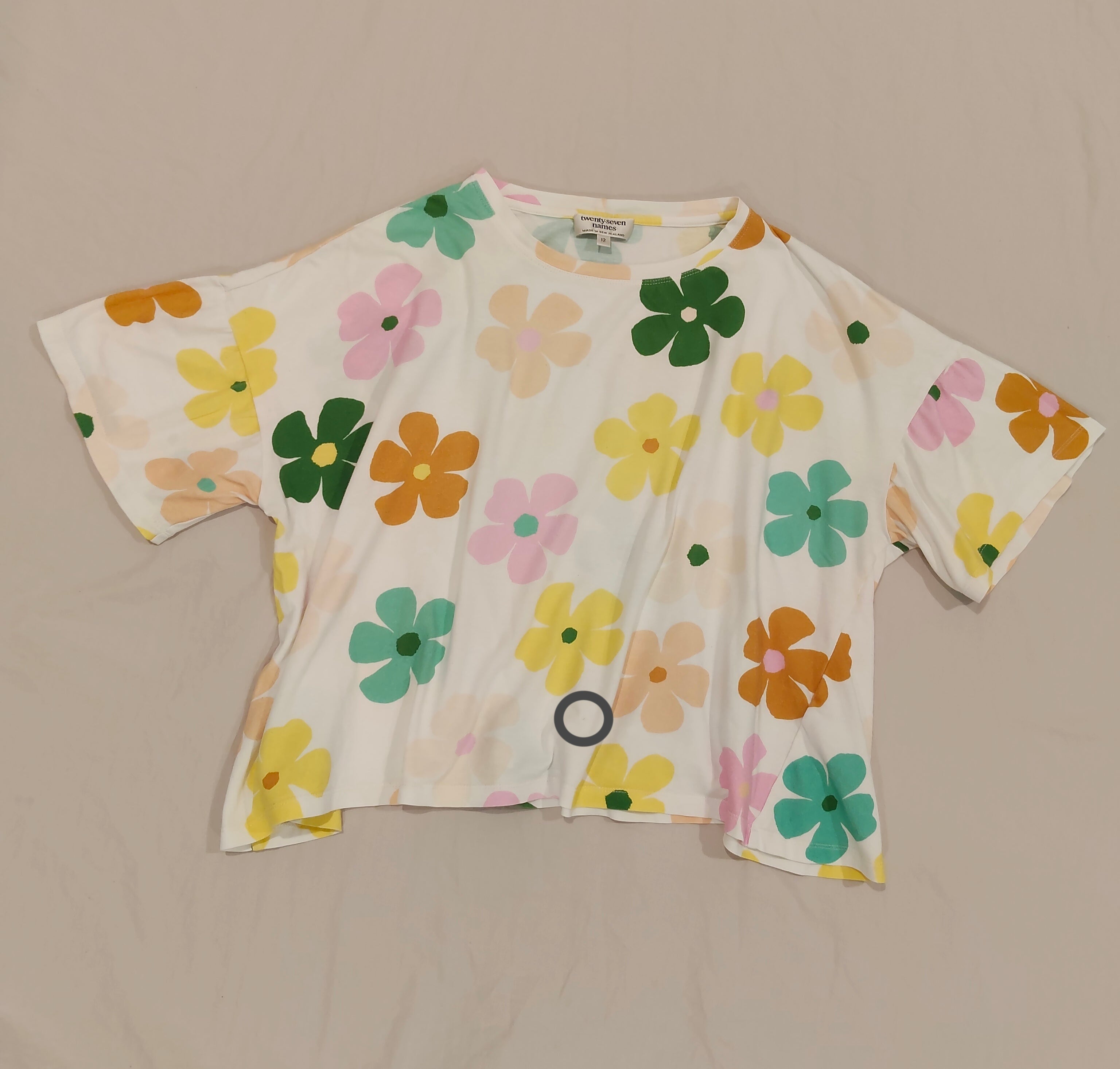 TWENTY-SEVEN NAMES oversized tee size 12 Womens Oop-a-Daisy