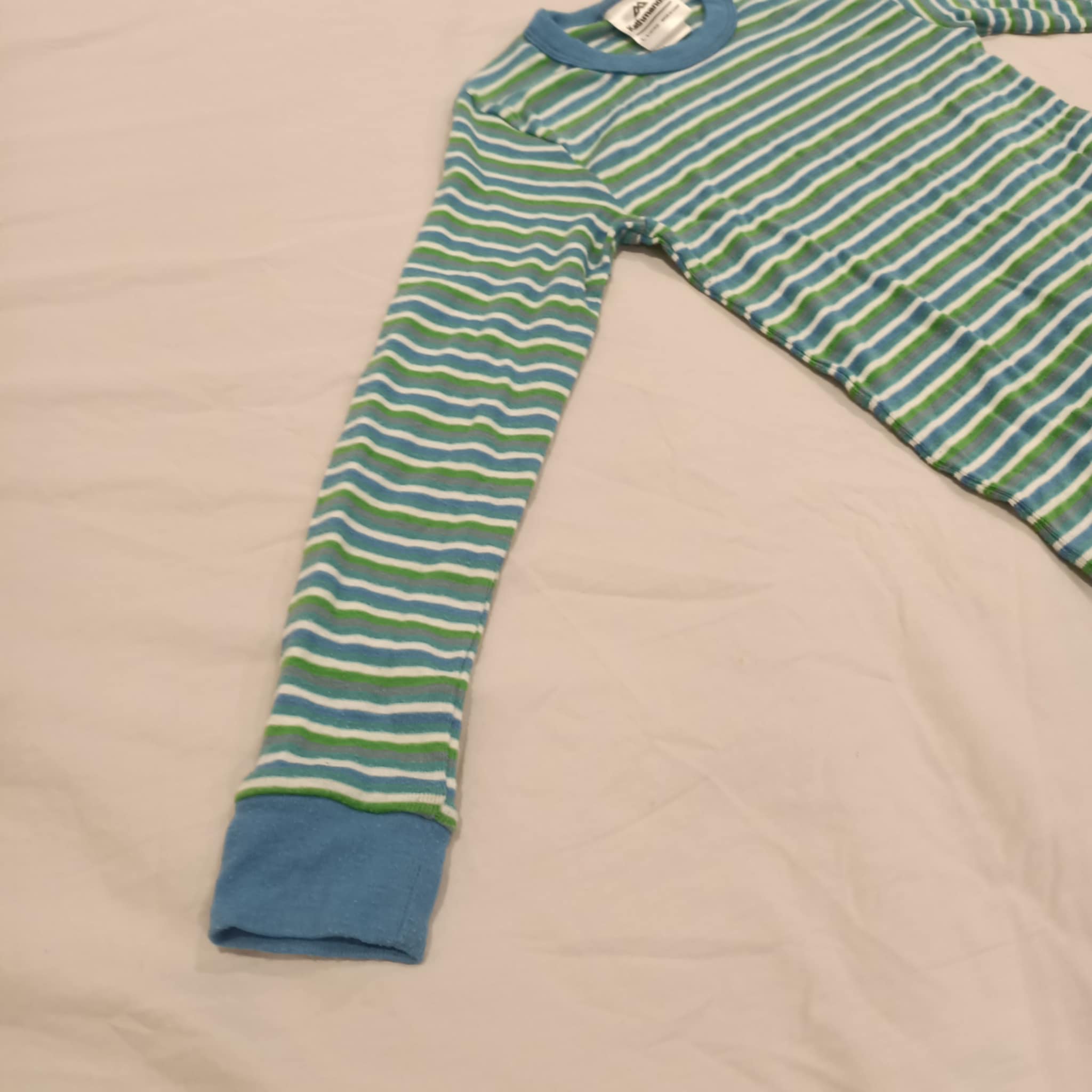 KATHMANDU thermal top size 8-10y unisex kids long sleeve polyPro