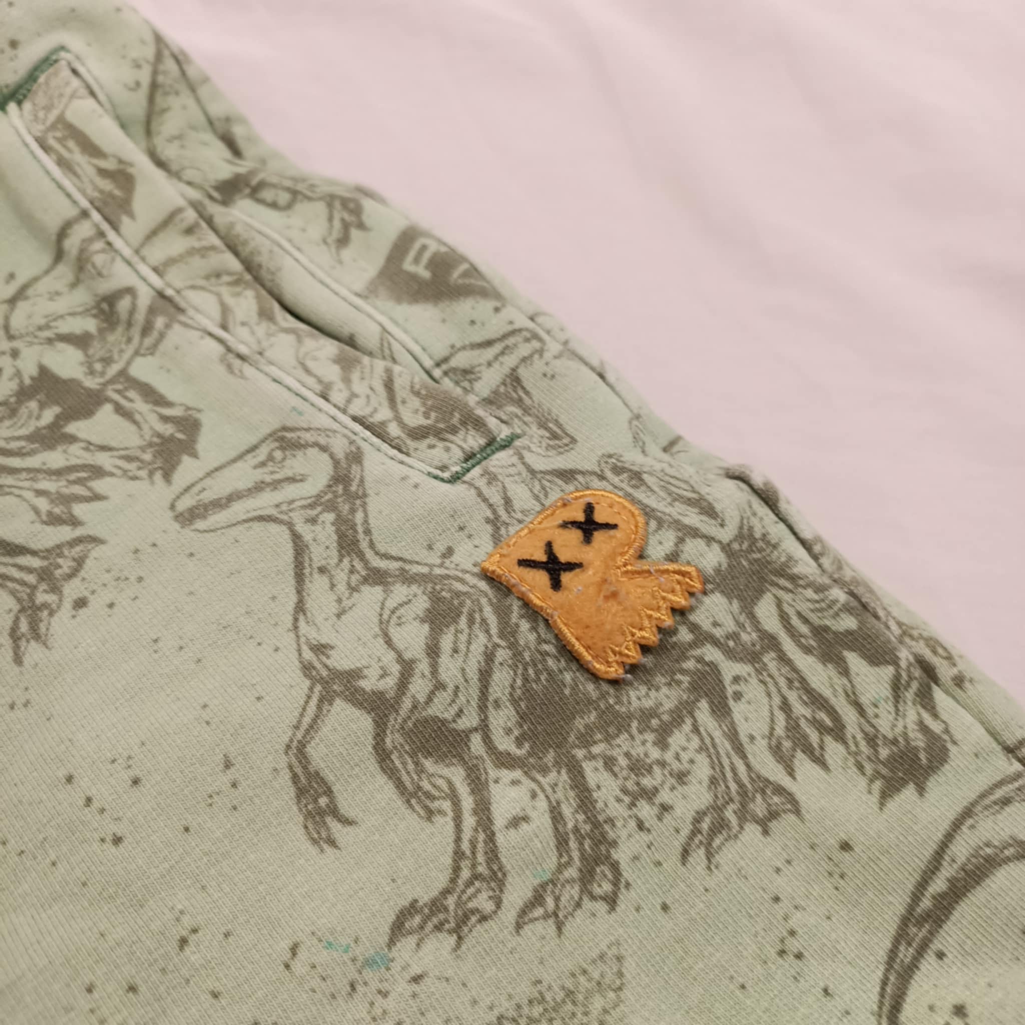 ROCK YOUR KID shorts size 8 boys Dinosaurs