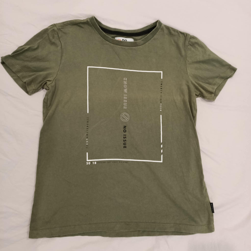 NO ISSUE tee size 12 boys short sleeve