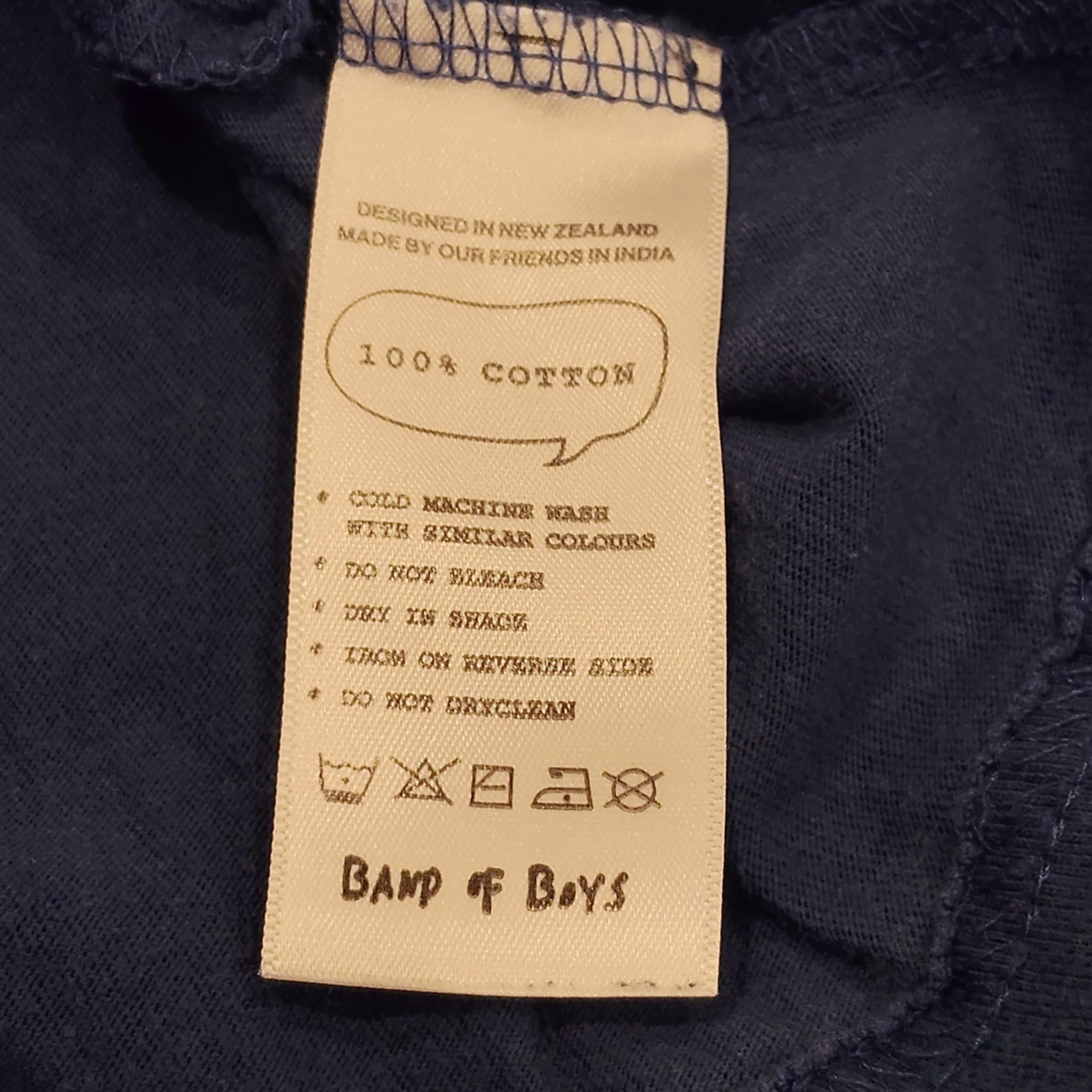 BAND OF BOYS tee size 7 short sleeve navy