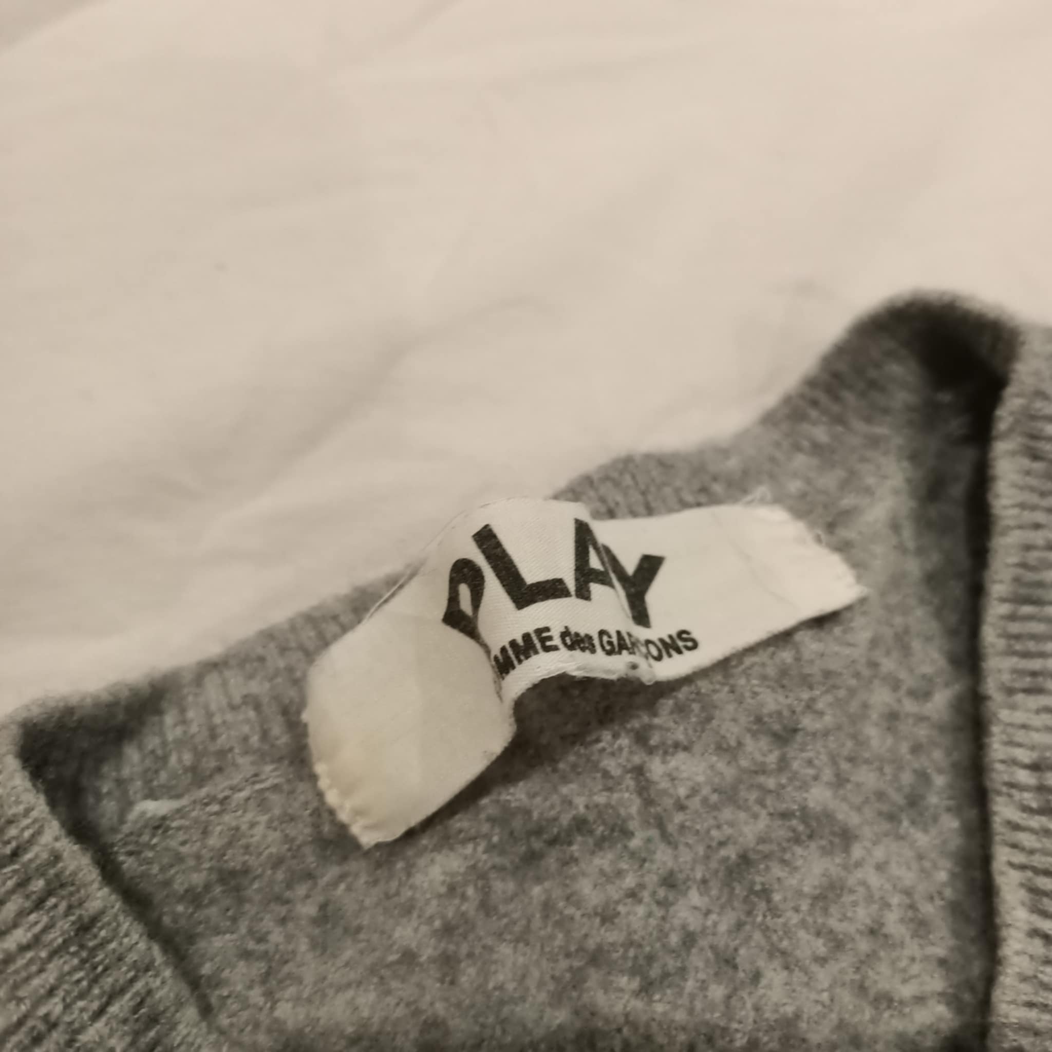 COMME DES GARCONS PLAY heart jumper size 2-3y unisex kids