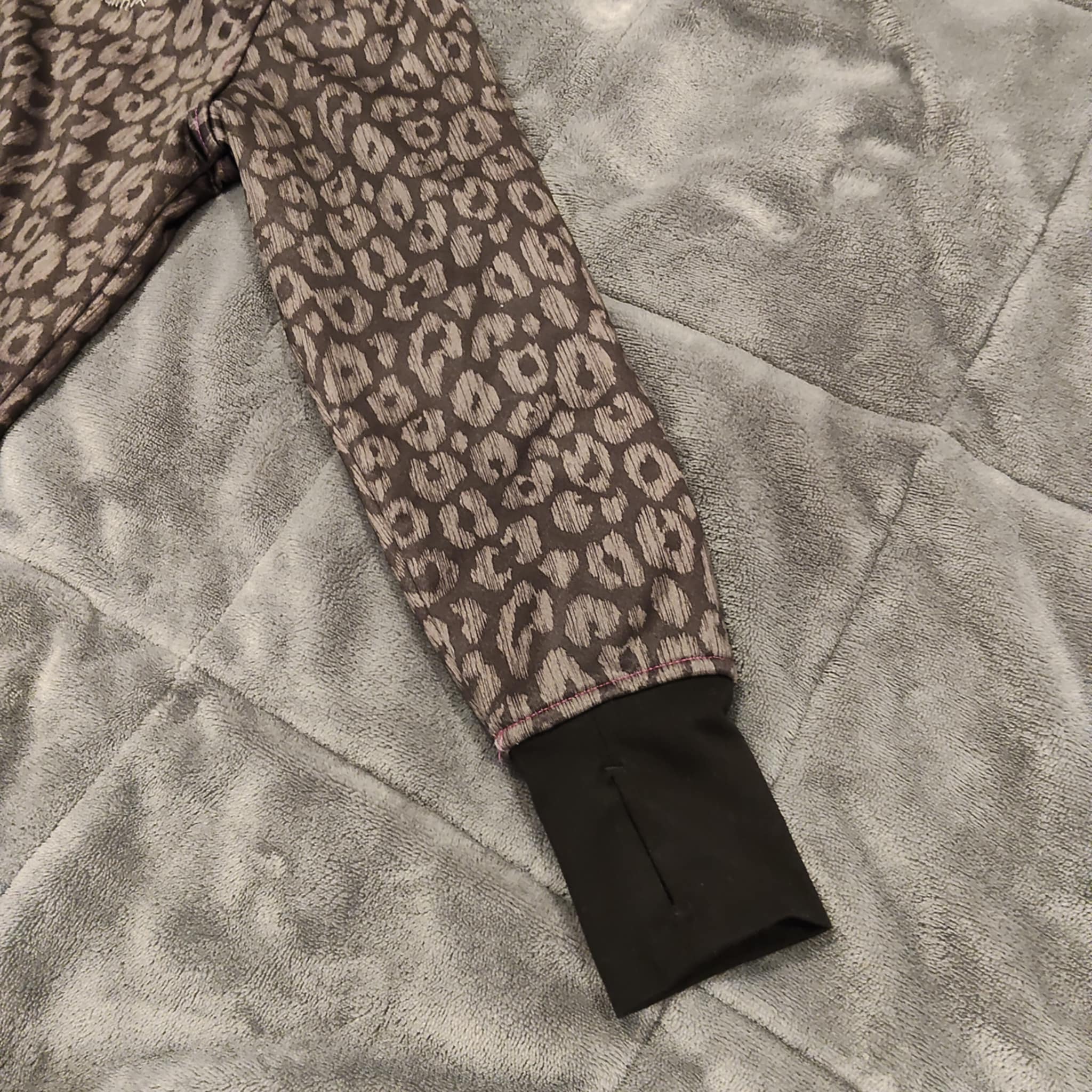 THERM jacket size 8 girls