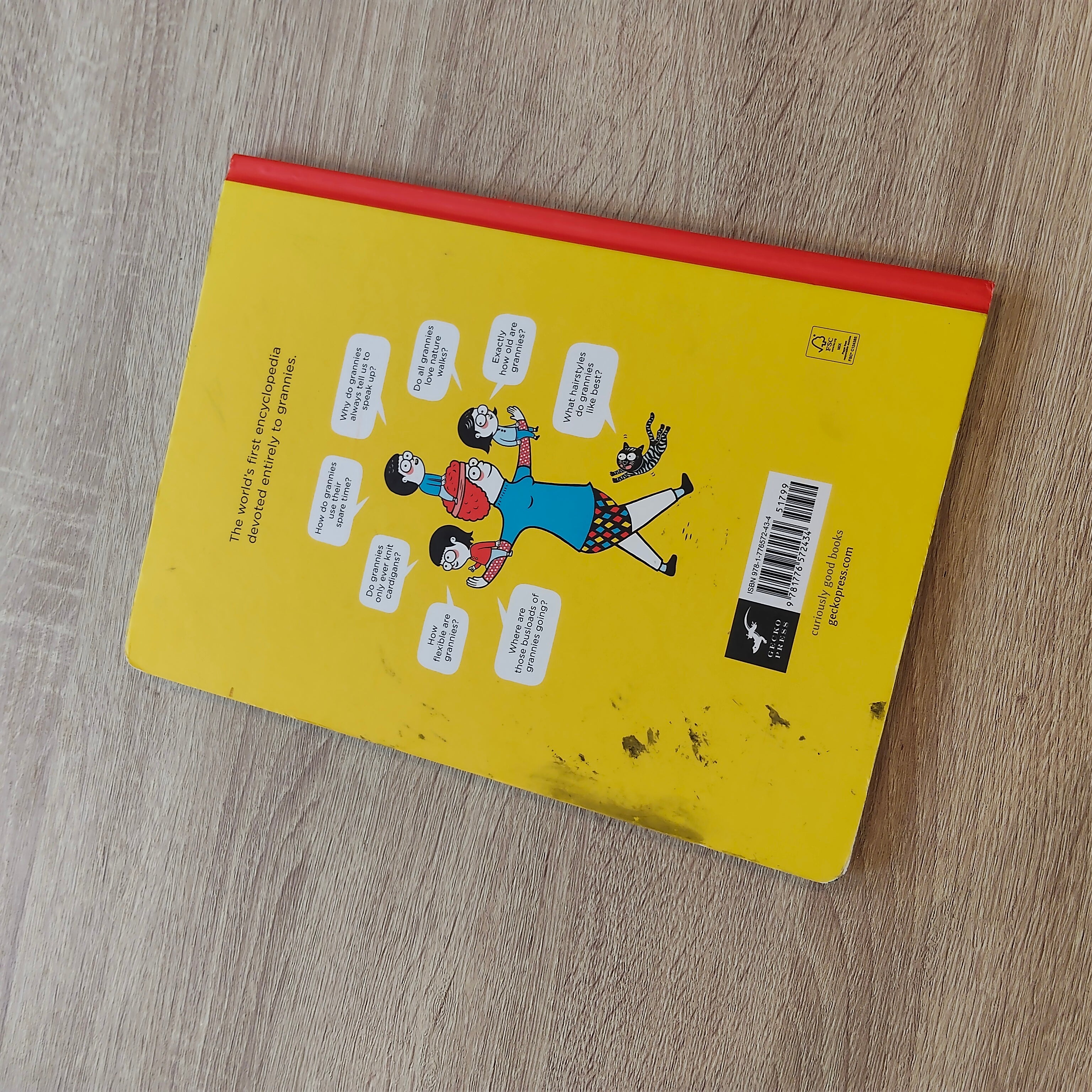 Encyclopedia Of Grannies Book
by Éric Veillé (illustrator)